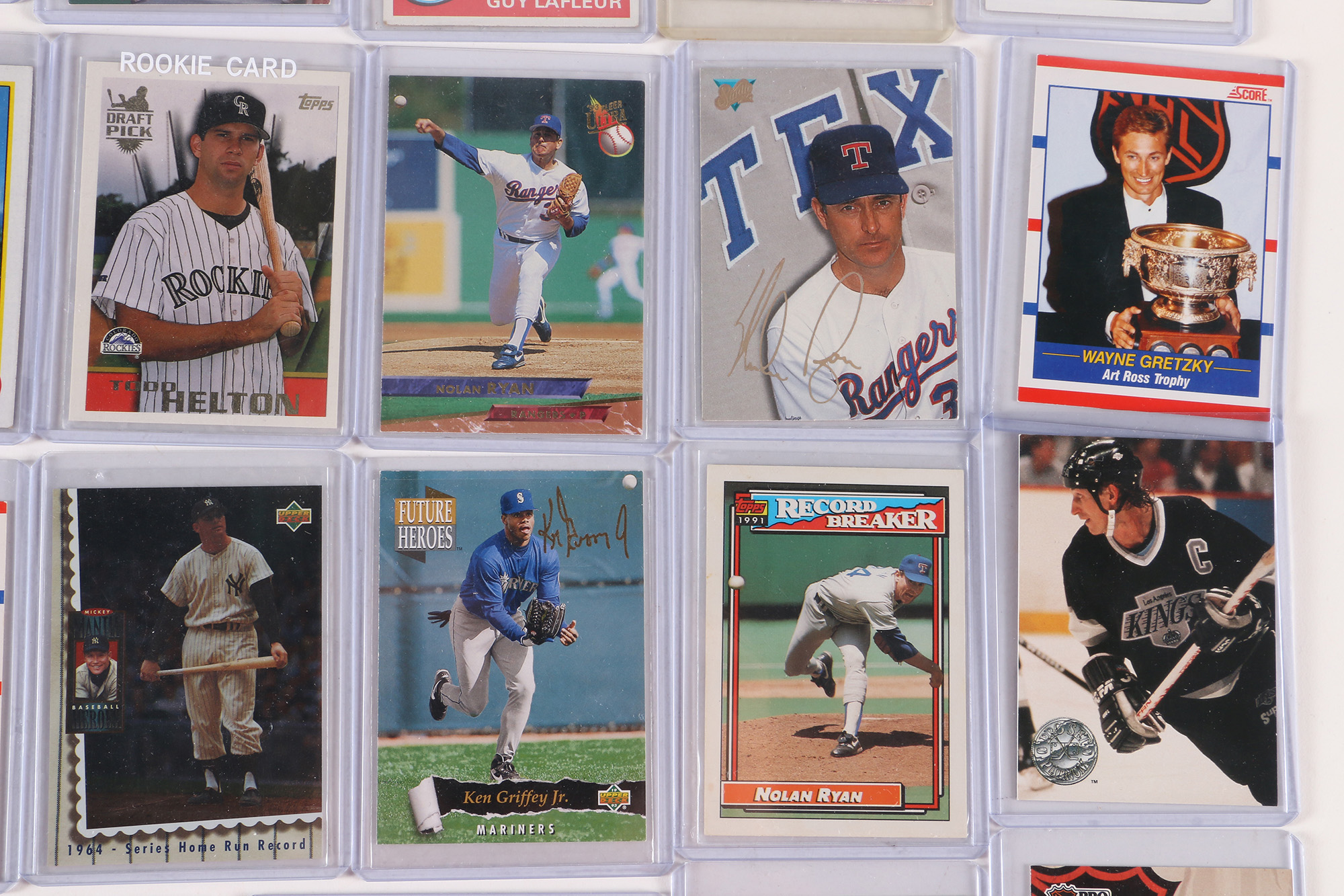 Vintage and Contemporary Hockey Cards Including Various Wayne Gretzky