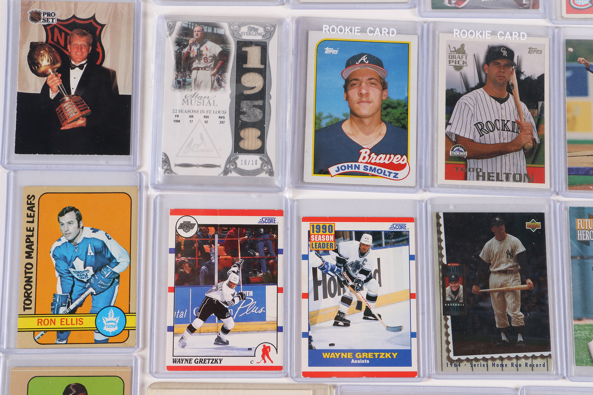 Vintage and Contemporary Hockey Cards Including Various Wayne Gretzky