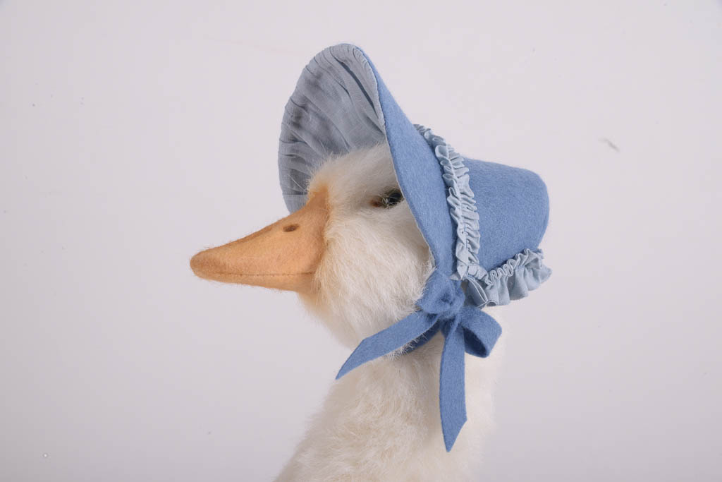 R. John Wright Beatrix Potter "Jemima Puddle Duck" With Original Box