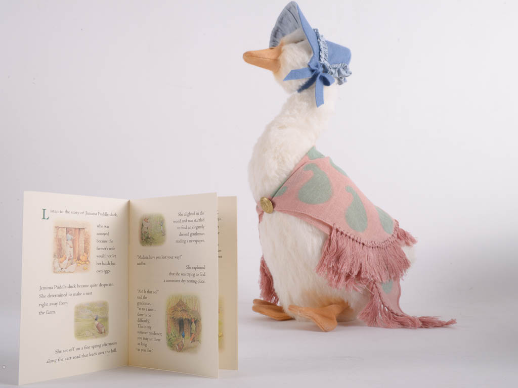 R. John Wright Beatrix Potter "Jemima Puddle Duck" With Original Box