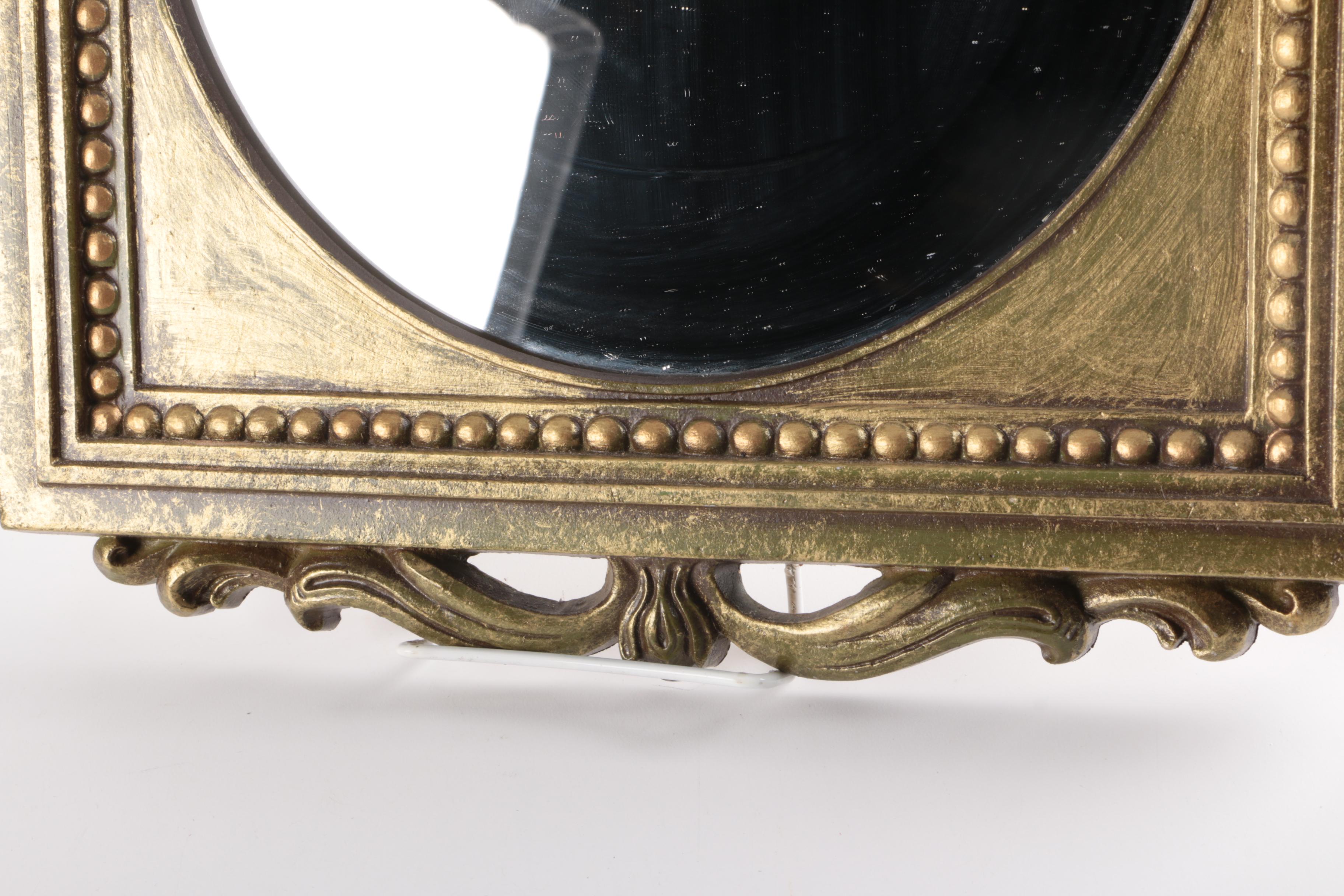 Vintage Transistor Radios and Decor