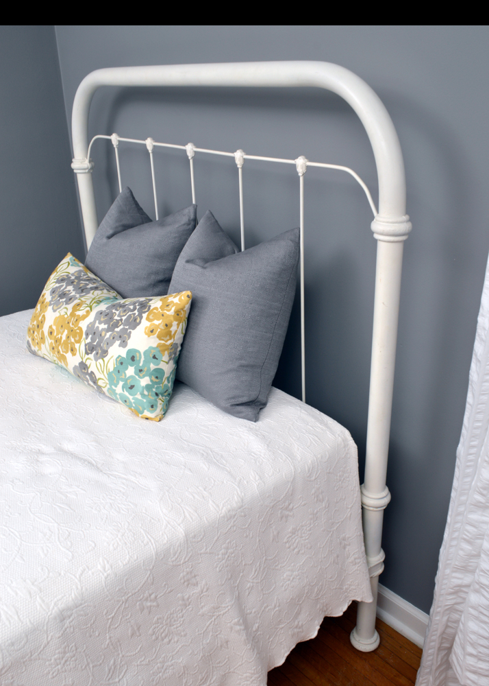 Vintage Cast Iron and Metal Full Size Bed Frame With Bedding