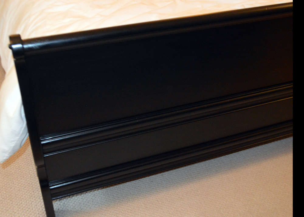 Contemporary Queen Size Sleigh Bed Frame