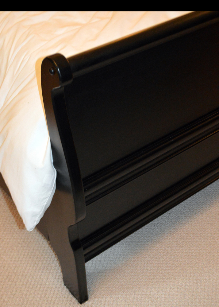 Contemporary Queen Size Sleigh Bed Frame