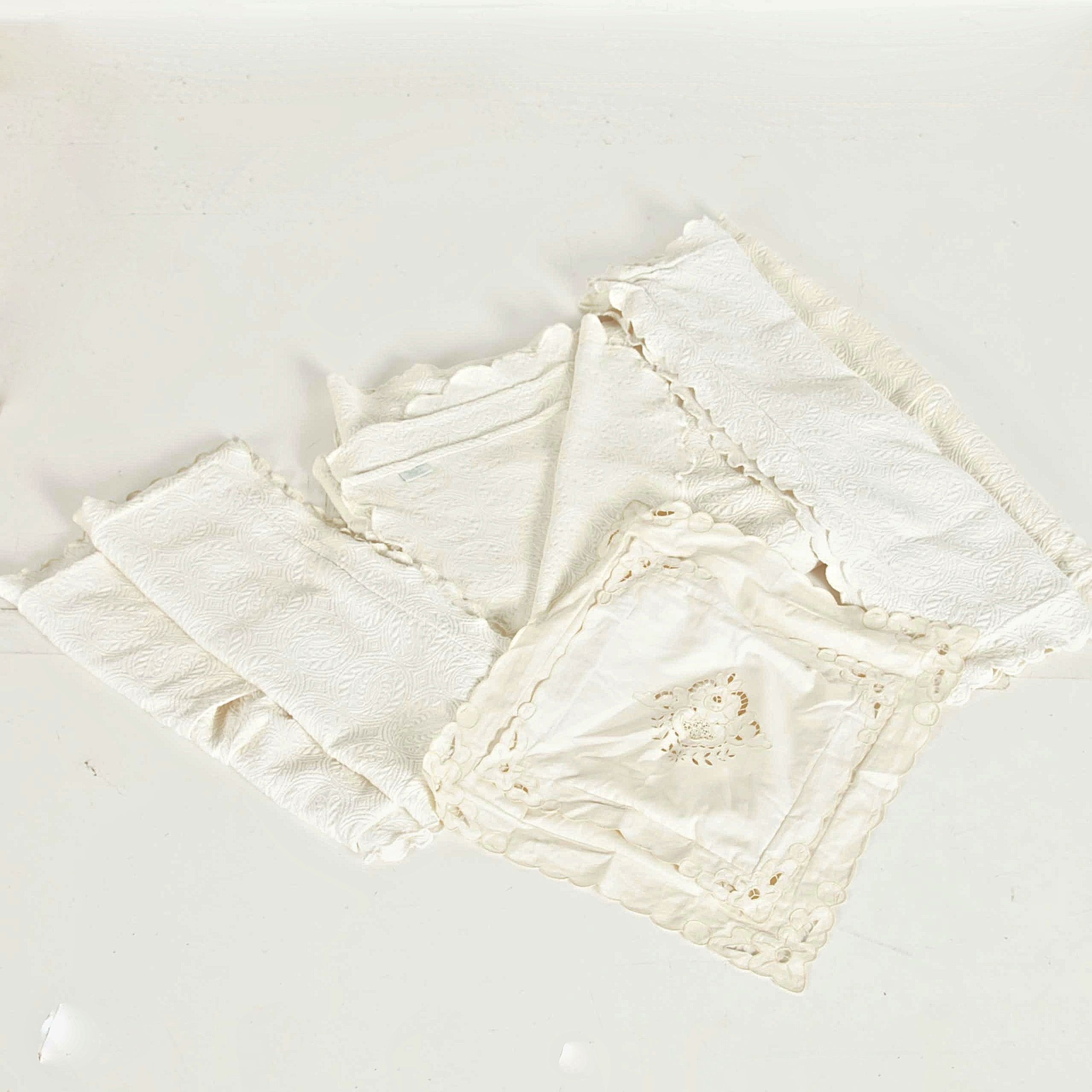 Assorted Linens