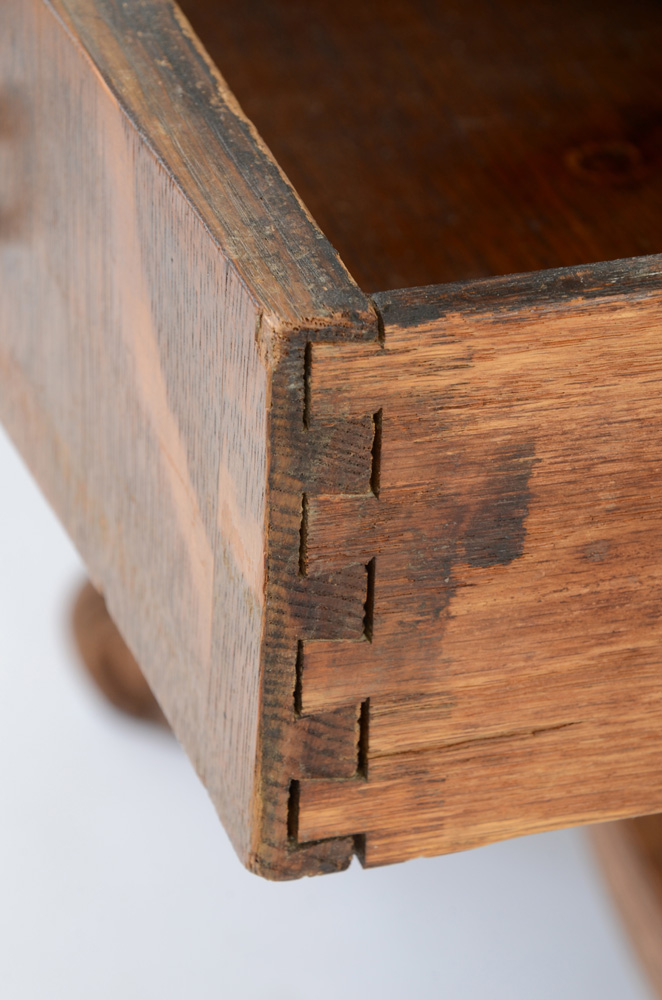 Late Victorian Quartersawn Oak Library Table