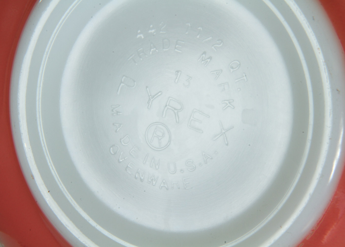 Collection of Vintage Pyrex Bowls