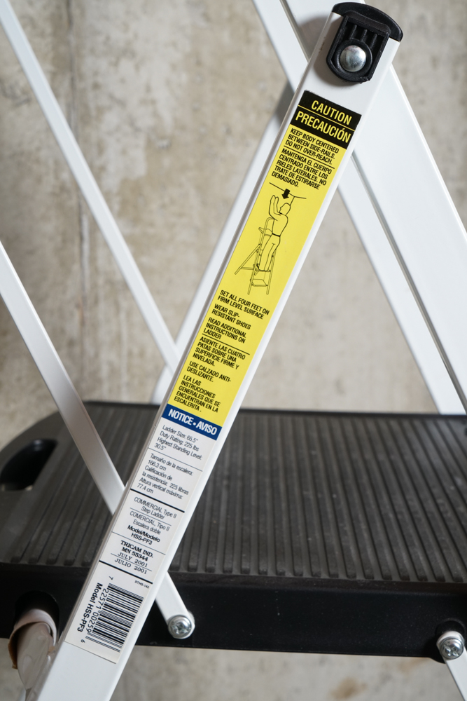 Folding Tricam Aluminum Step Ladder