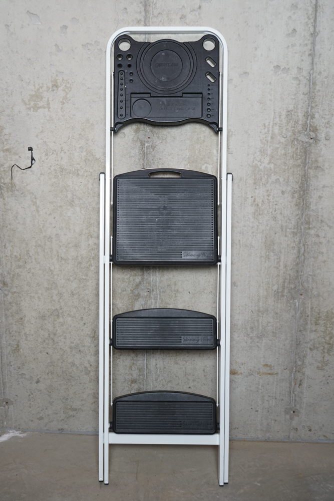 Folding Tricam Aluminum Step Ladder