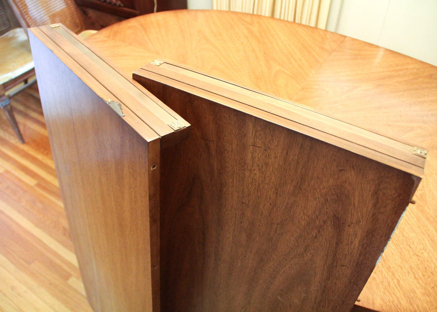 Vintage Dining Room Table and Four Chairs