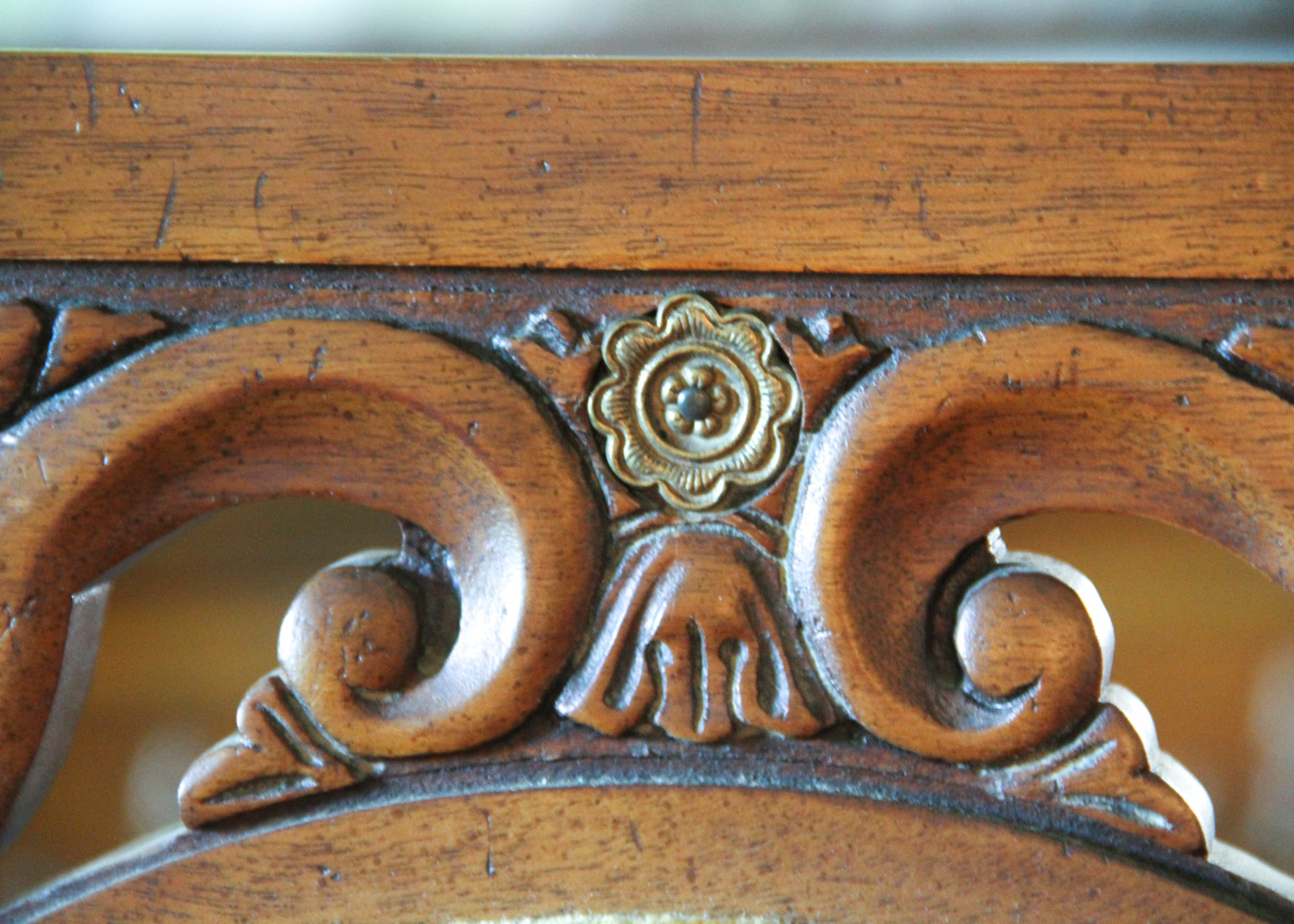 Vintage Dining Room Table and Four Chairs