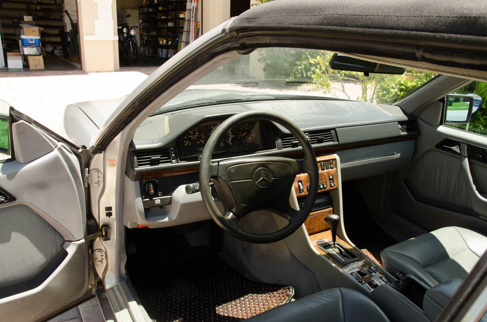 1993 Mercedes-Benz 300-Class Convertible Coupe