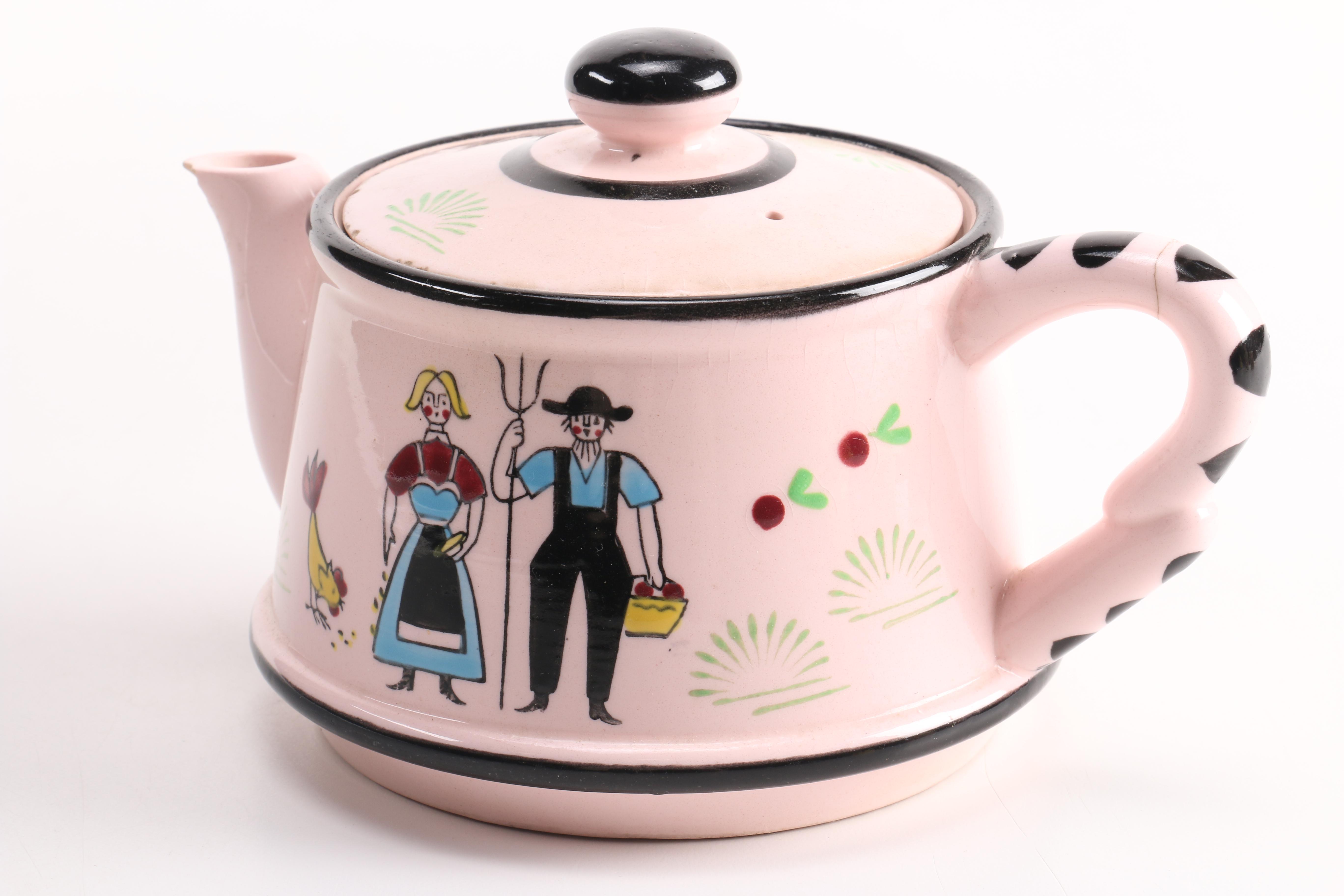 Vintage Ceramic Serviceware With Floral Motifs