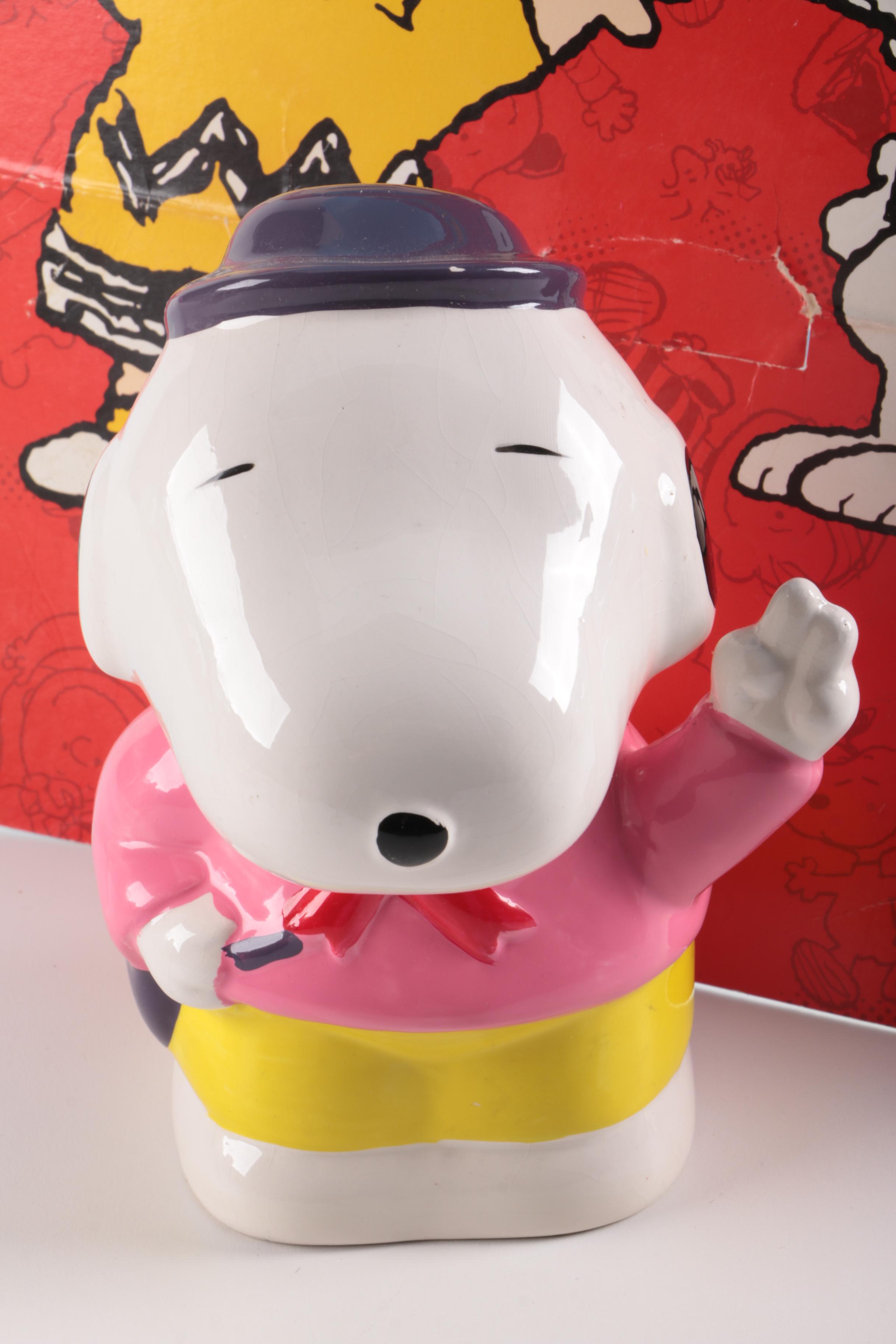 "Peanuts" Merchandise Including 1960s Anchor Hocking Carafes