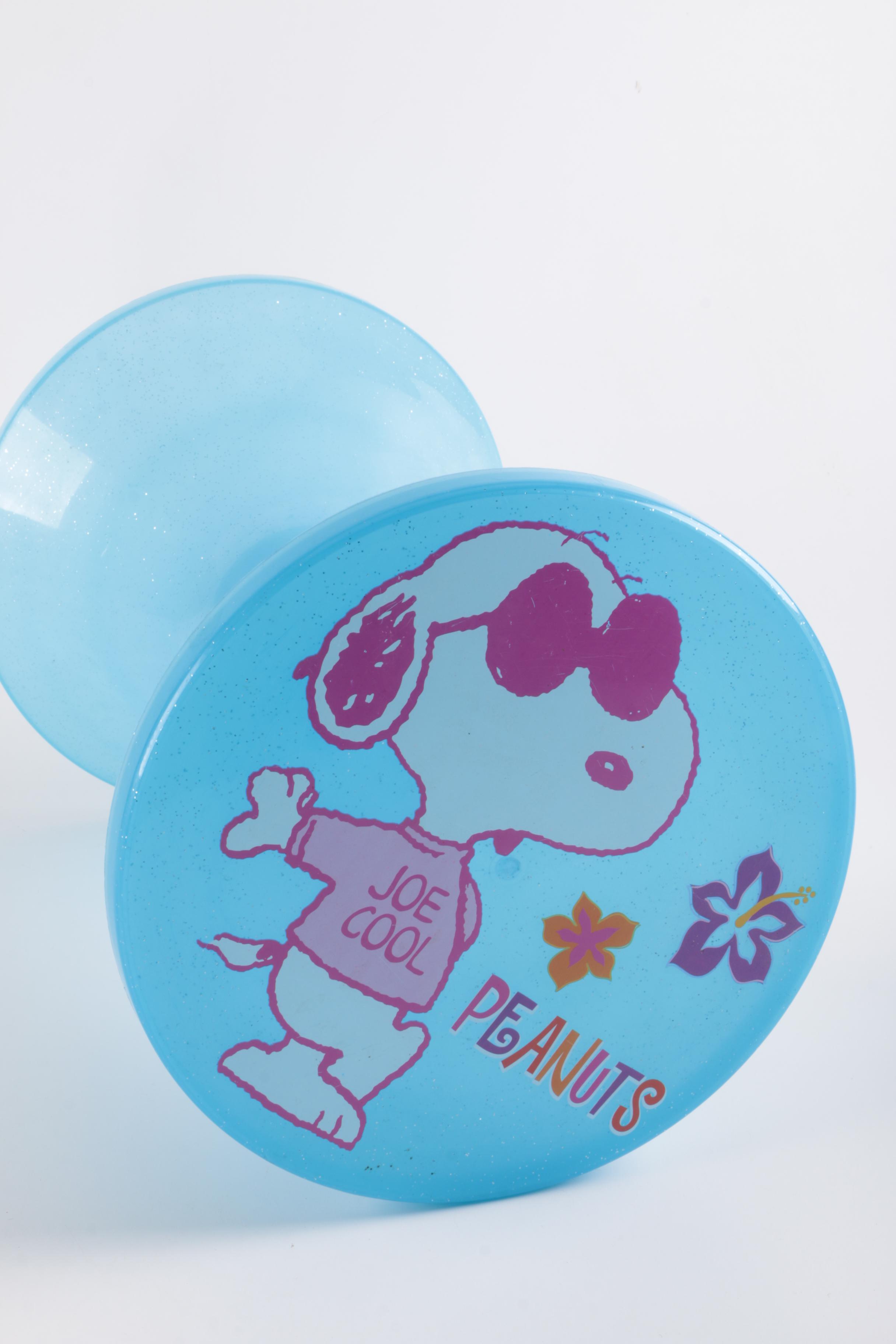"Peanuts" Merchandise Including 1960s Anchor Hocking Carafes