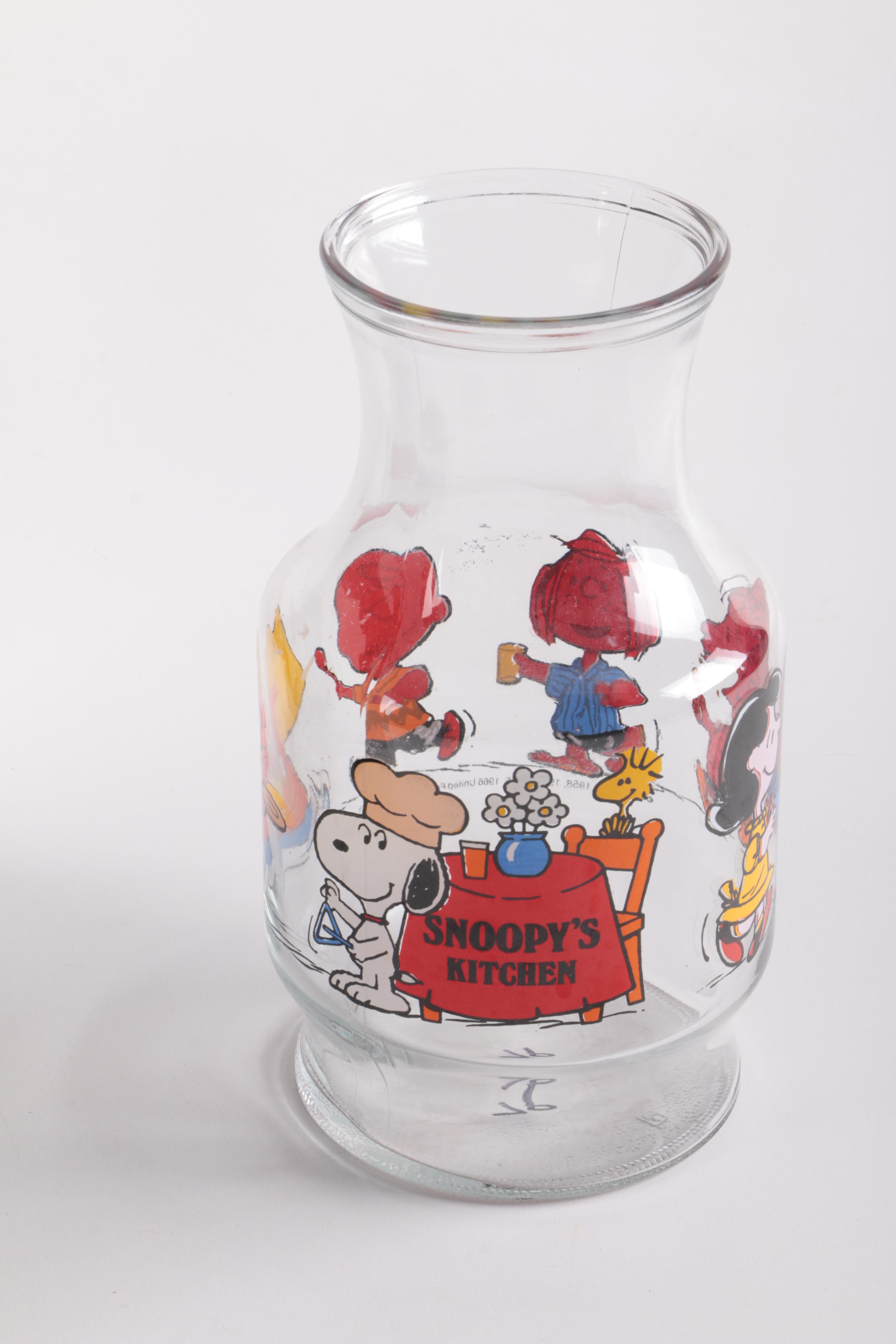 "Peanuts" Merchandise Including 1960s Anchor Hocking Carafes