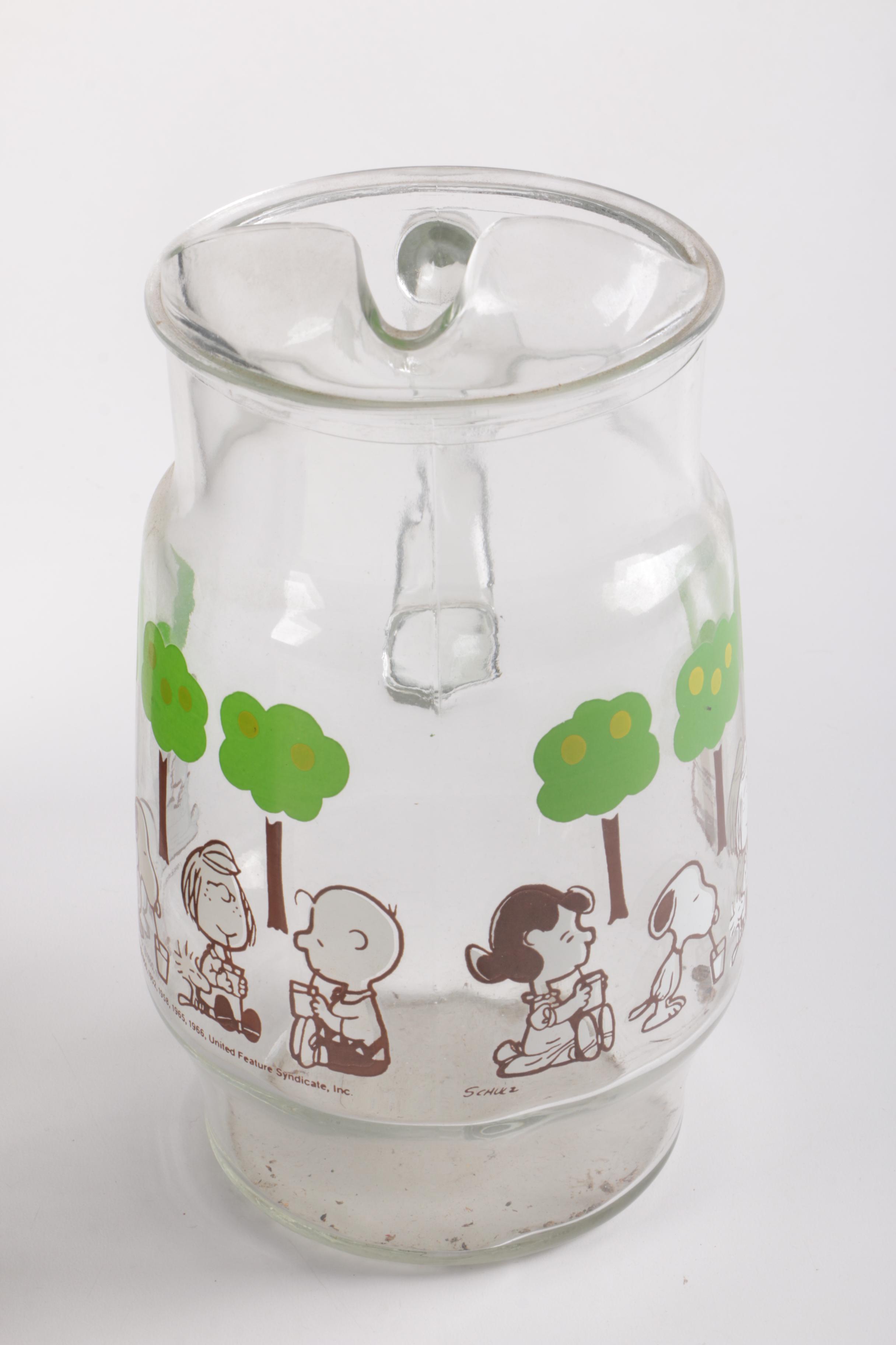 "Peanuts" Merchandise Including 1960s Anchor Hocking Carafes