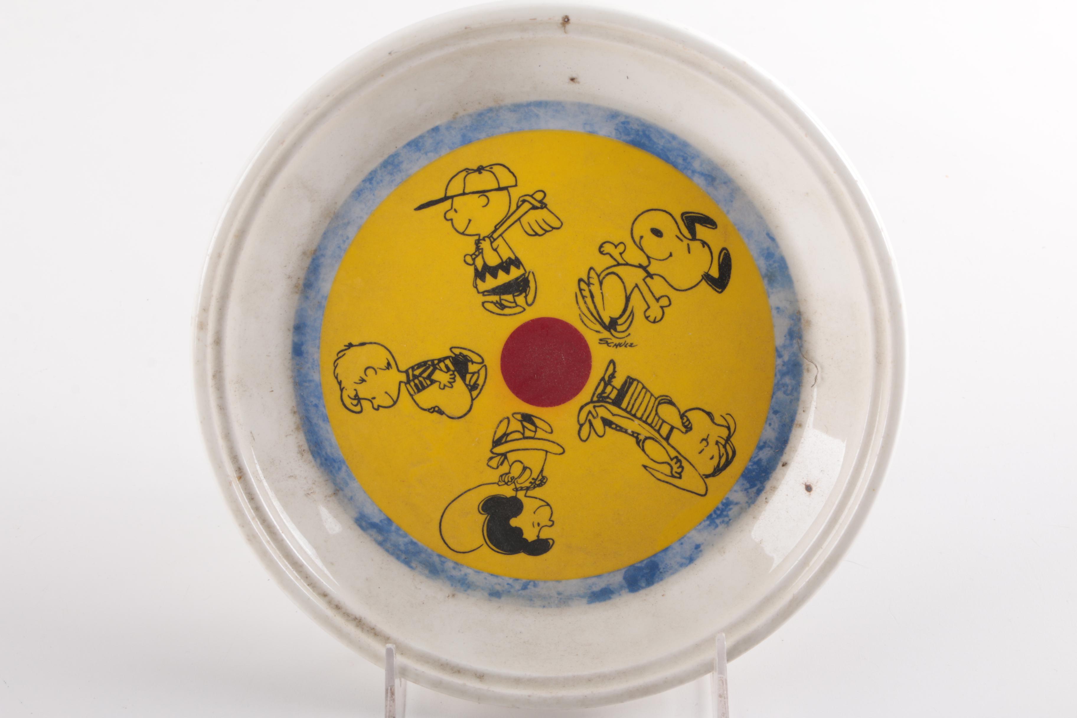 "Peanuts" Merchandise Including 1960s Anchor Hocking Carafes