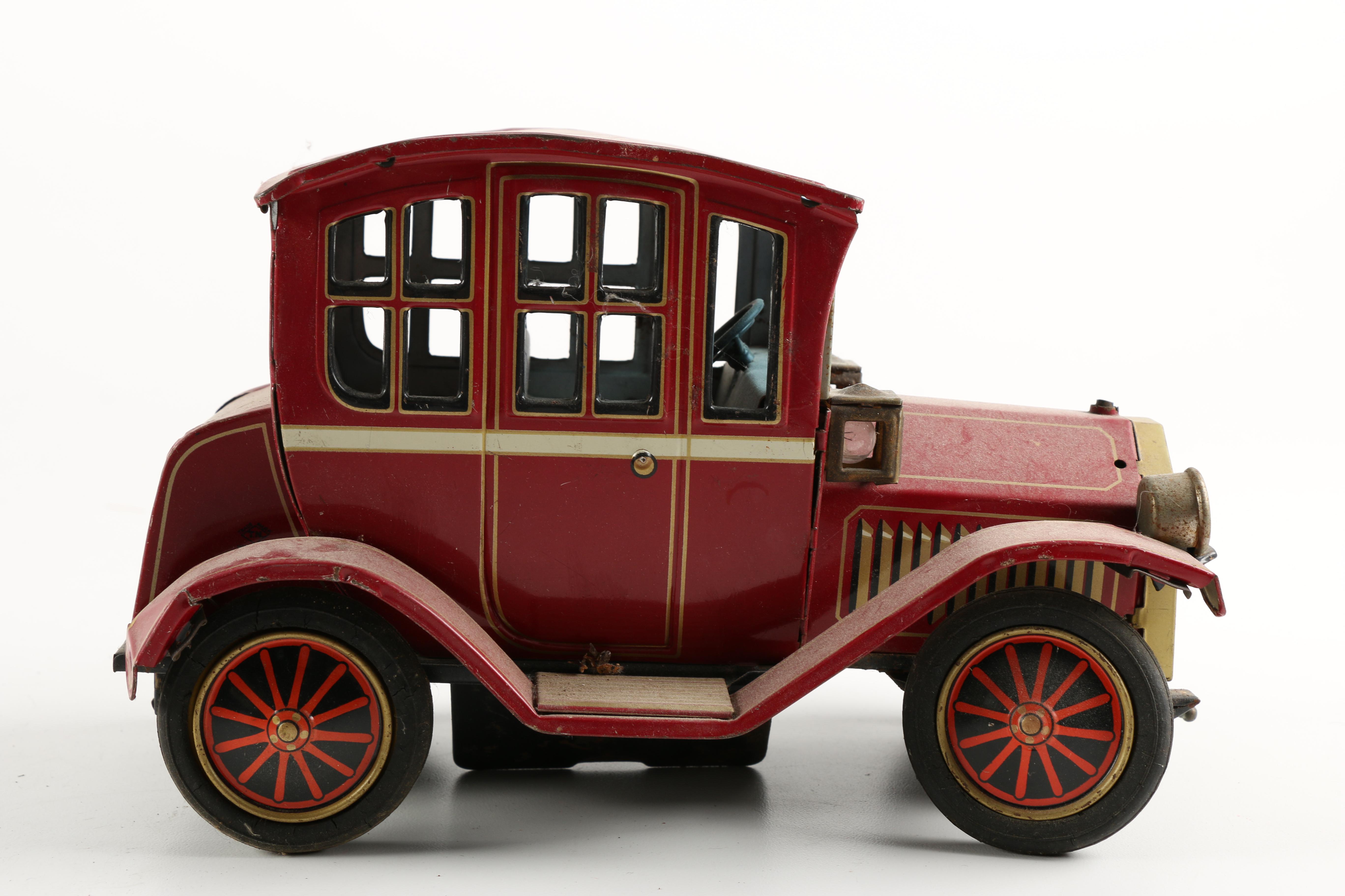 Vintage Metal Movable Vehicle Toys