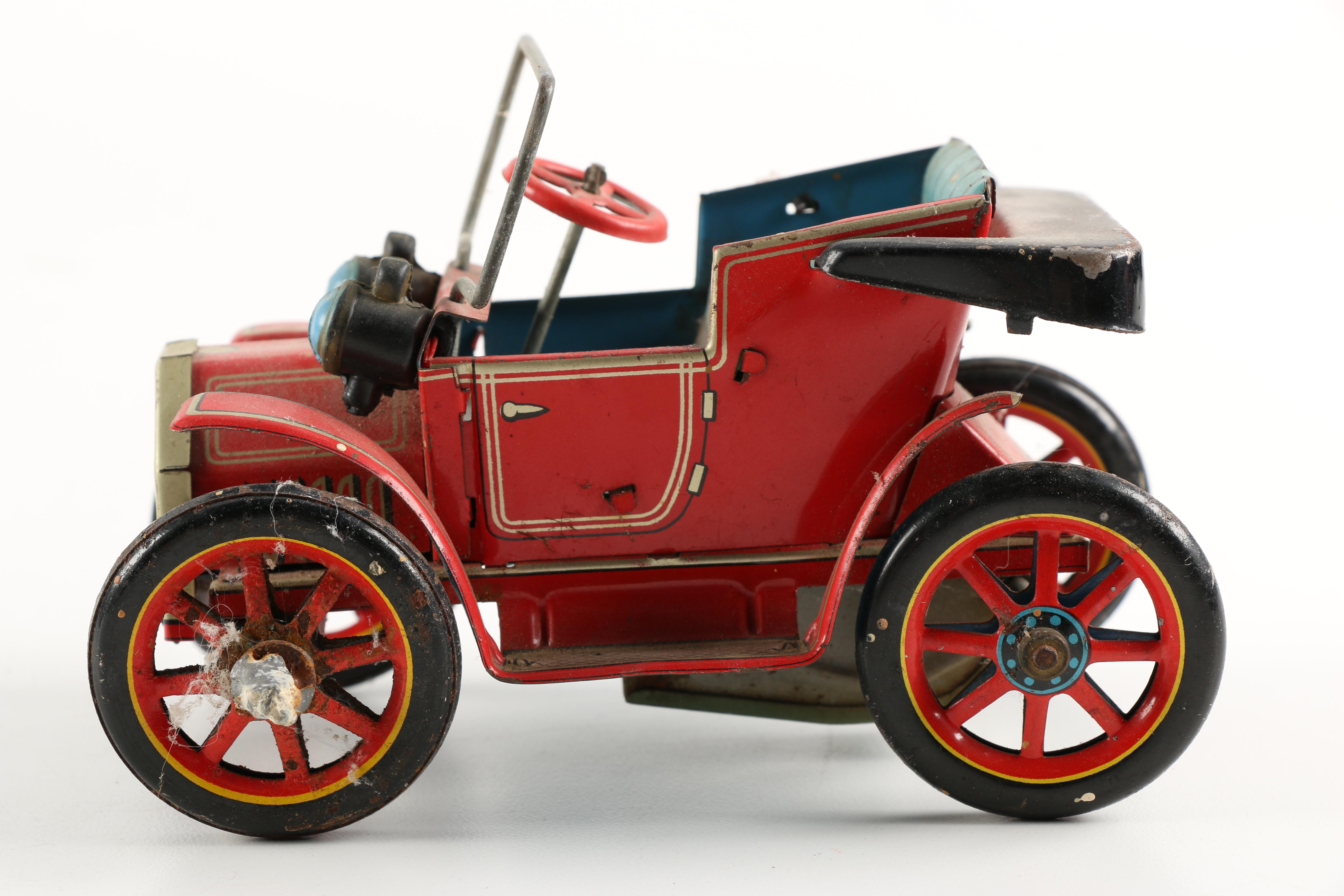 Vintage Metal Movable Vehicle Toys