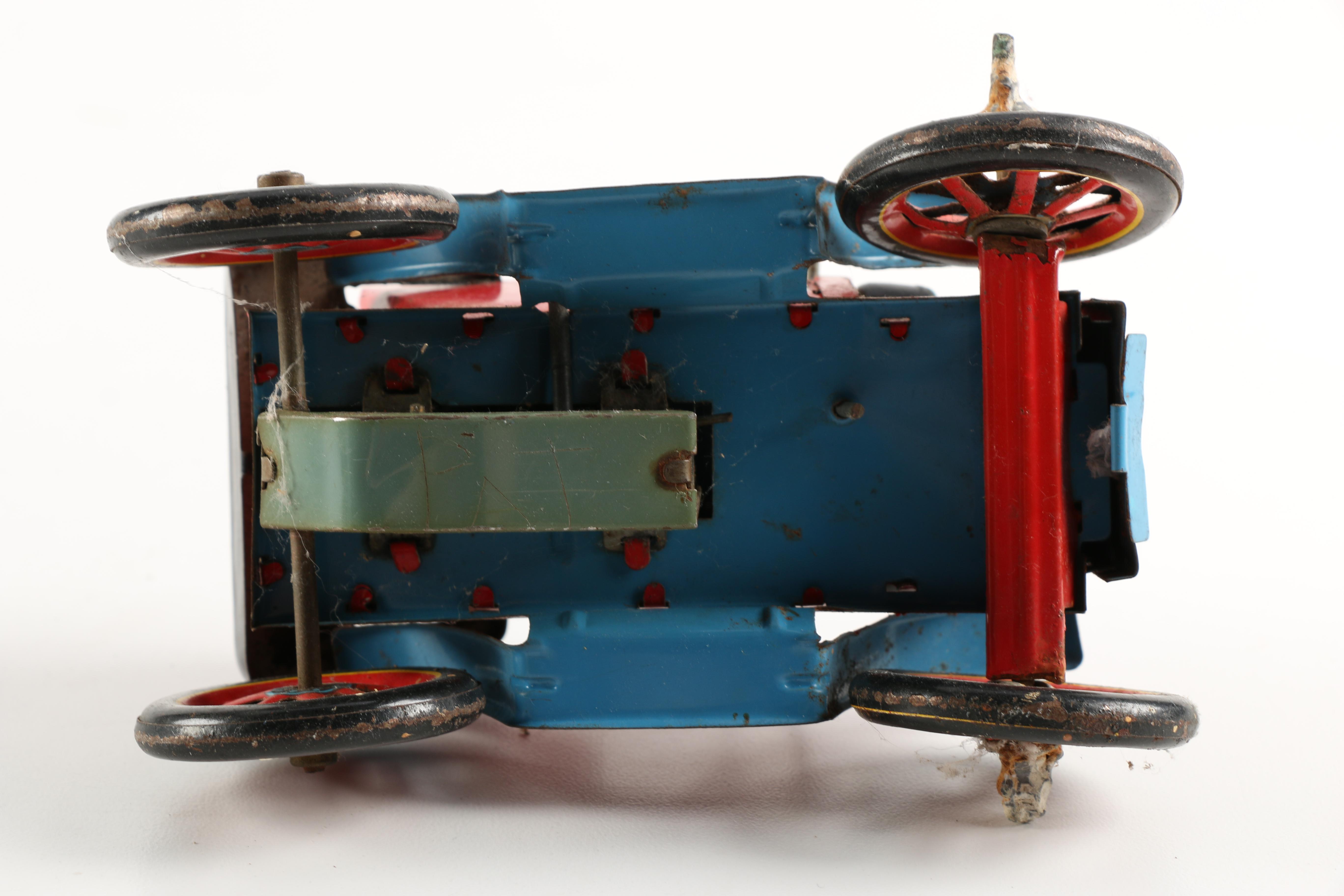 Vintage Metal Movable Vehicle Toys