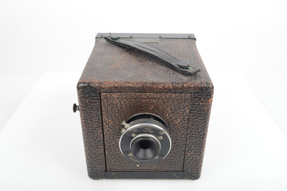 Antique Hess-Ives Hicro (Color) Camera