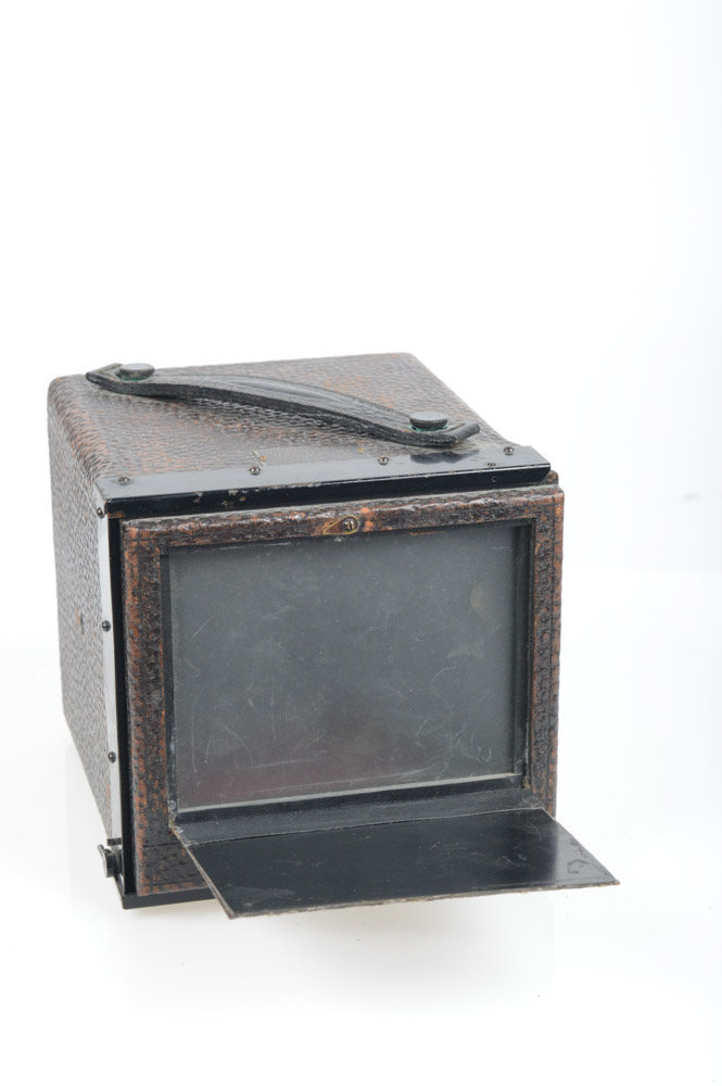 Antique Hess-Ives Hicro (Color) Camera