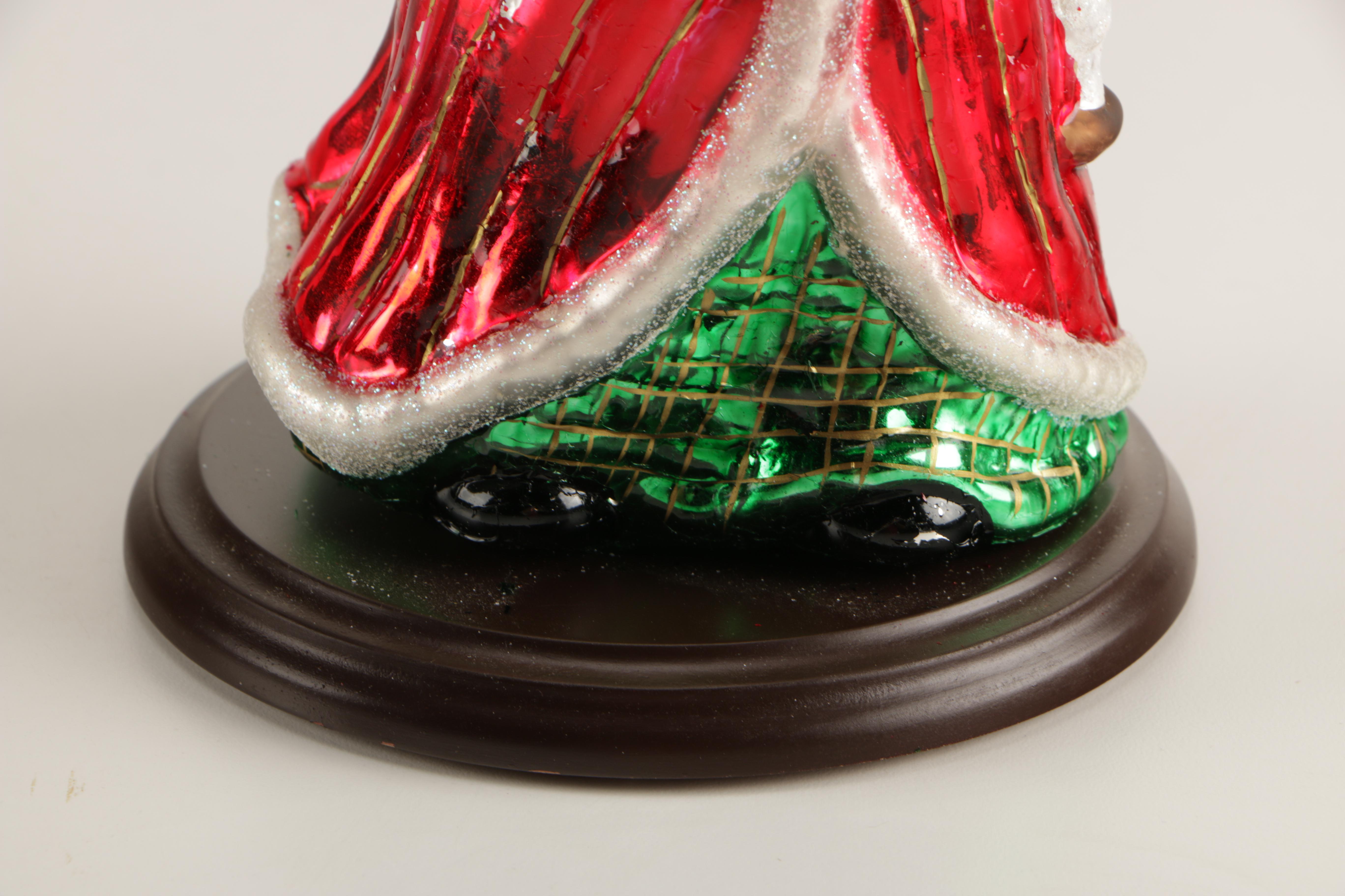 Thomas Pacconi  Santa Claus Figurine with COA