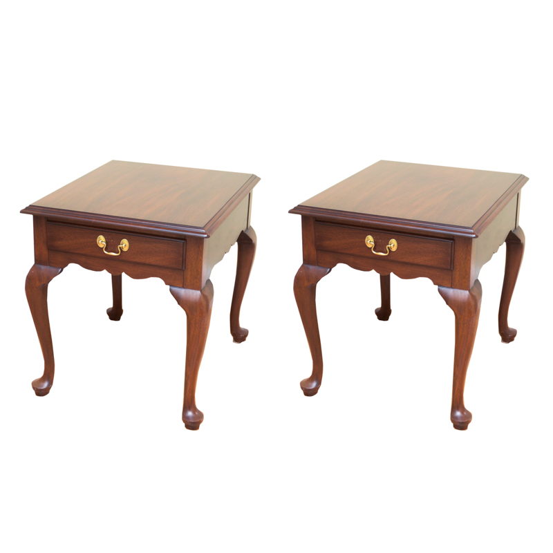 Henkel-Harris Queen Anne Style Mahogany Nightstands