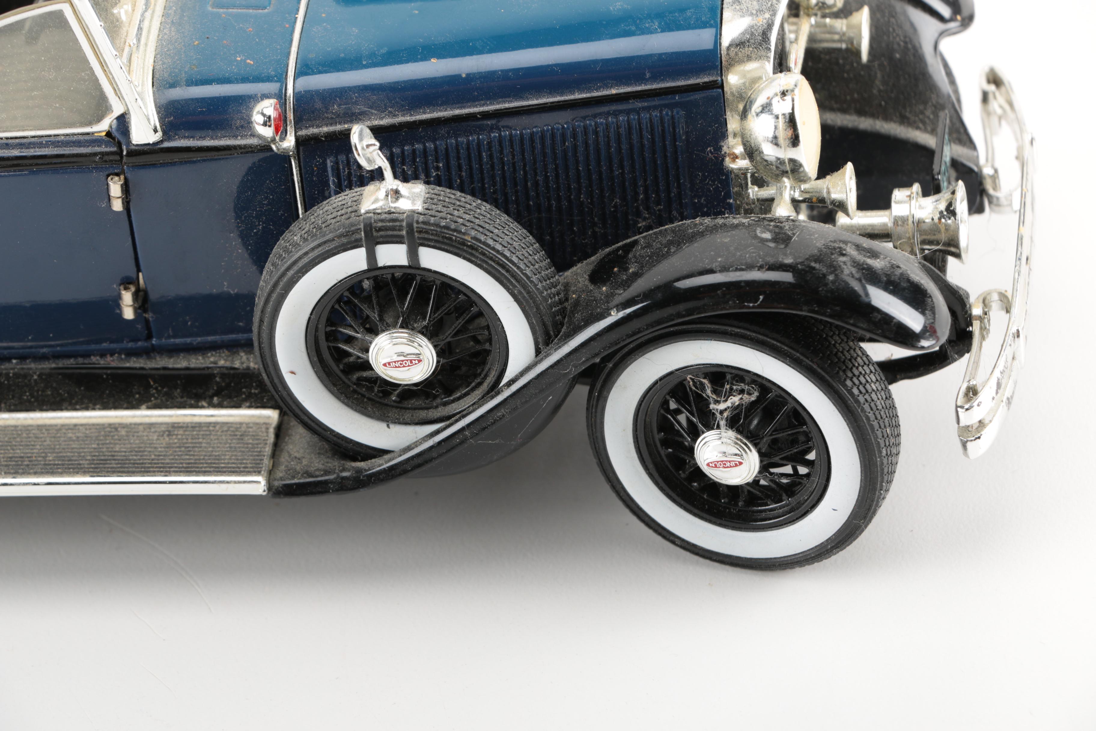 1:18 Scale Die-Cast Replica Classic Lincoln Cars