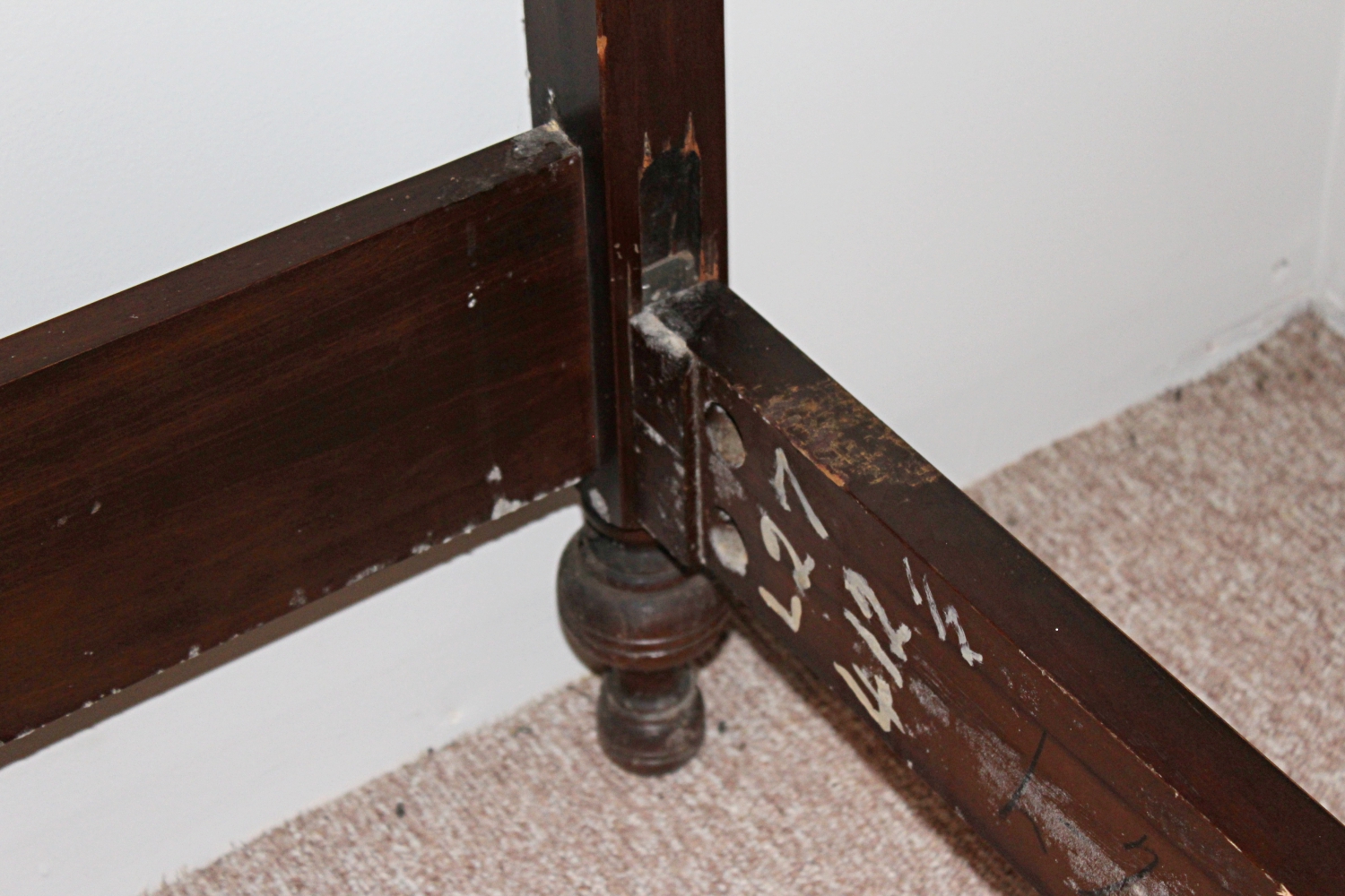 Antique Victorian Carved  Maple Twin Bed