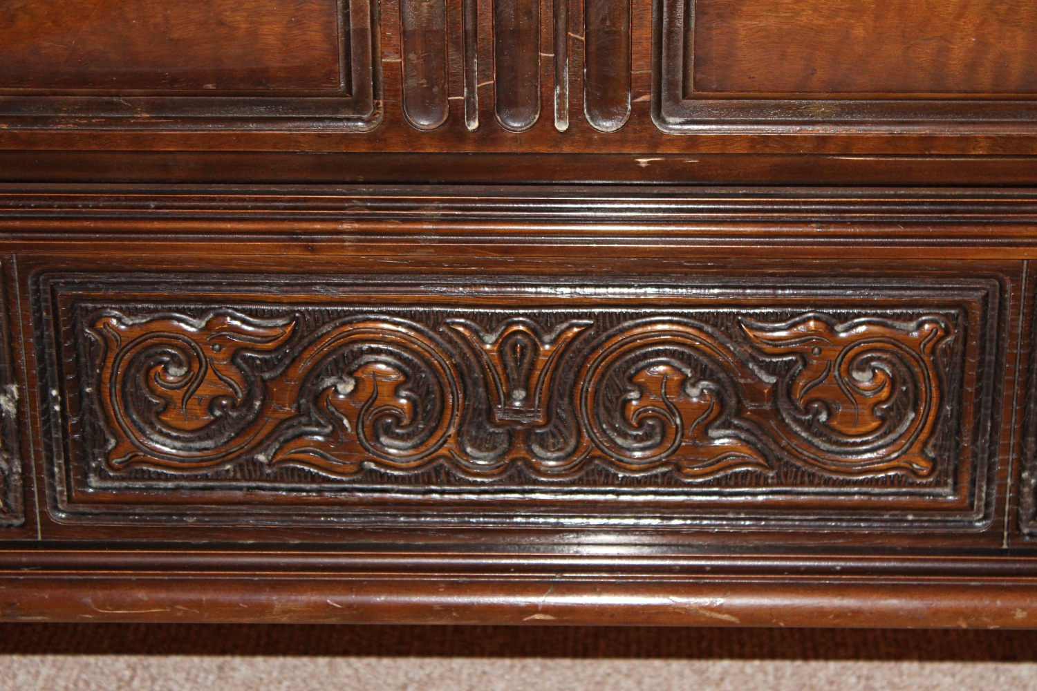 Antique Victorian Carved Twin Bed