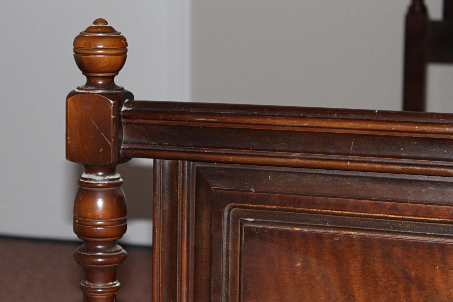 Antique Victorian Carved Twin Bed