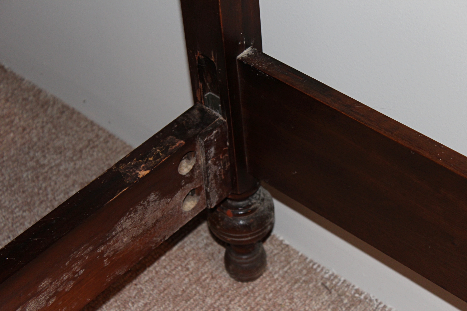 Antique Victorian Carved Twin Bed