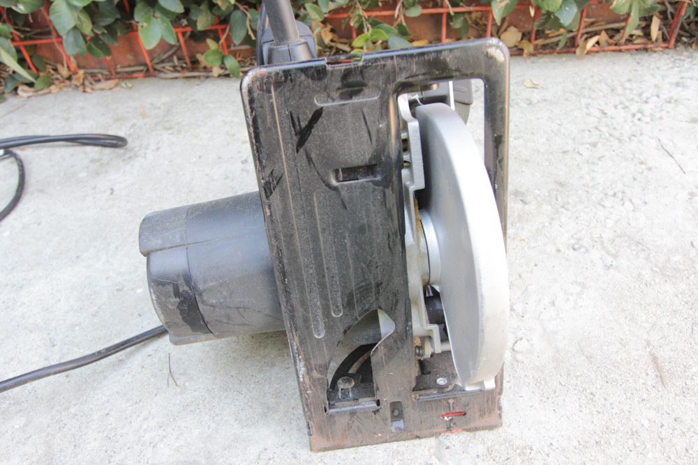 Craftsman 7 1/4" Circular Saw with Laser Trac