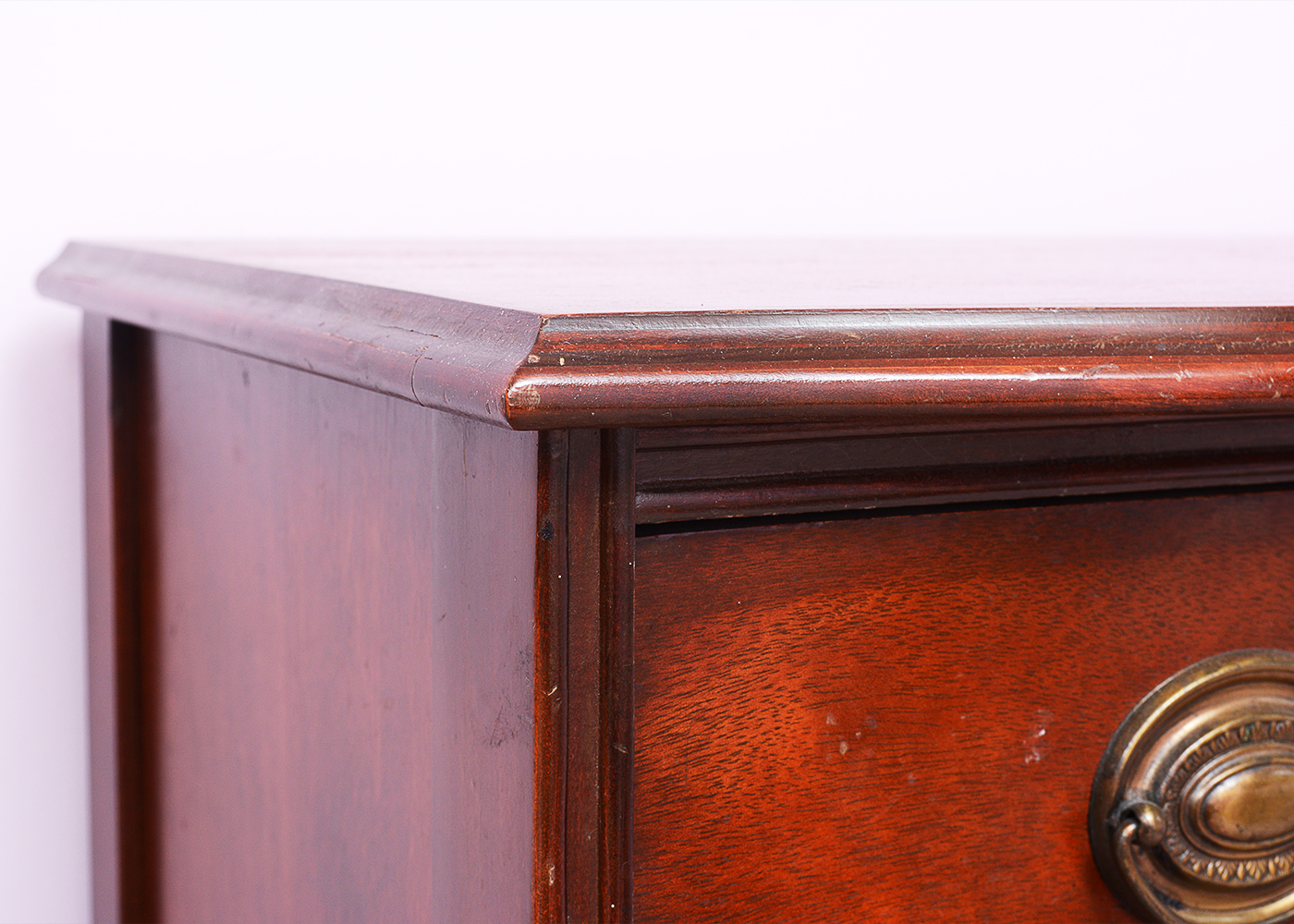 Vintage Federal Style Mahogany Chest of Drawers