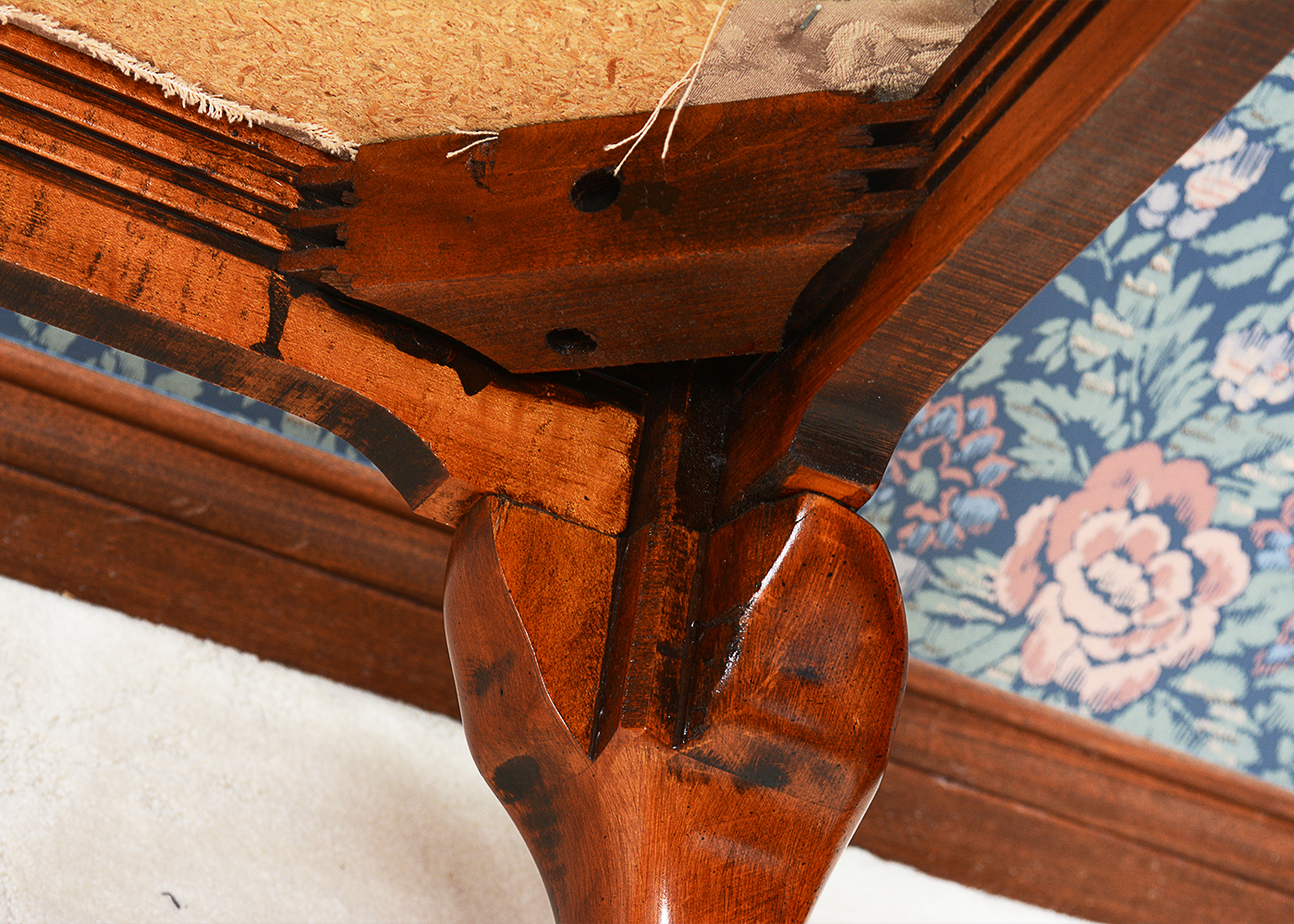 Queen Anne Style Dining Collection by American Drew