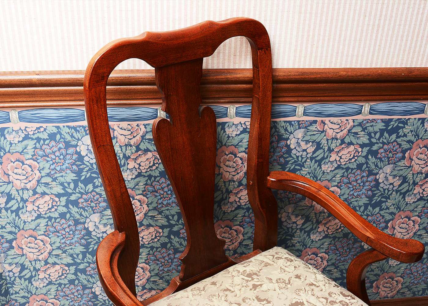 Queen Anne Style Dining Collection by American Drew