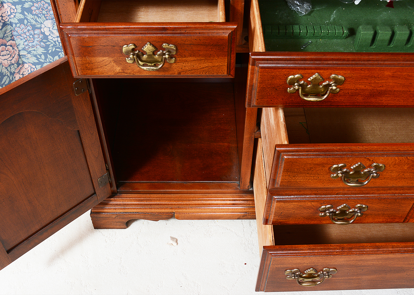 Chippendale Style Cherry China Cabinet by American Drew