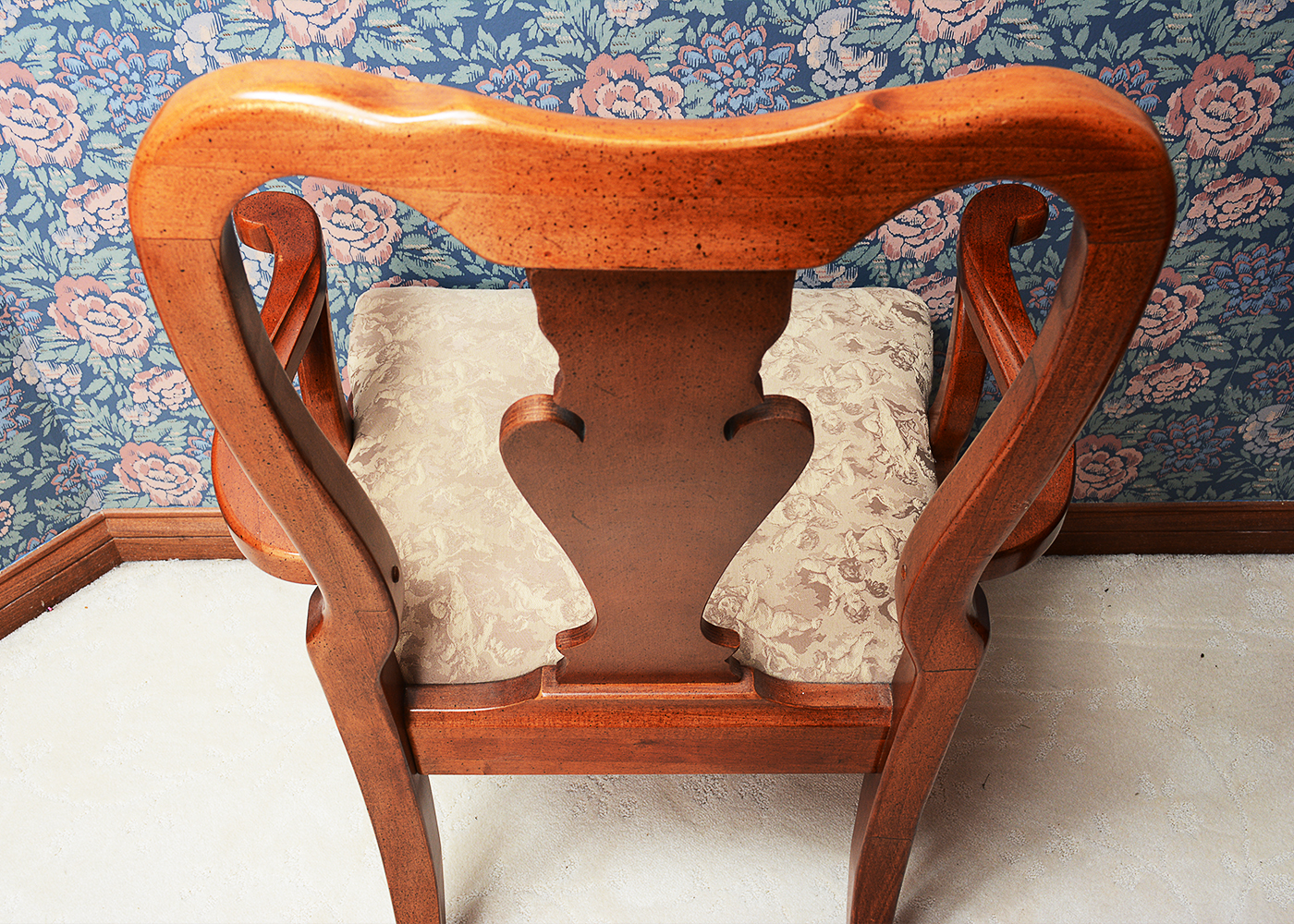 Queen Anne Style Dining Collection by American Drew