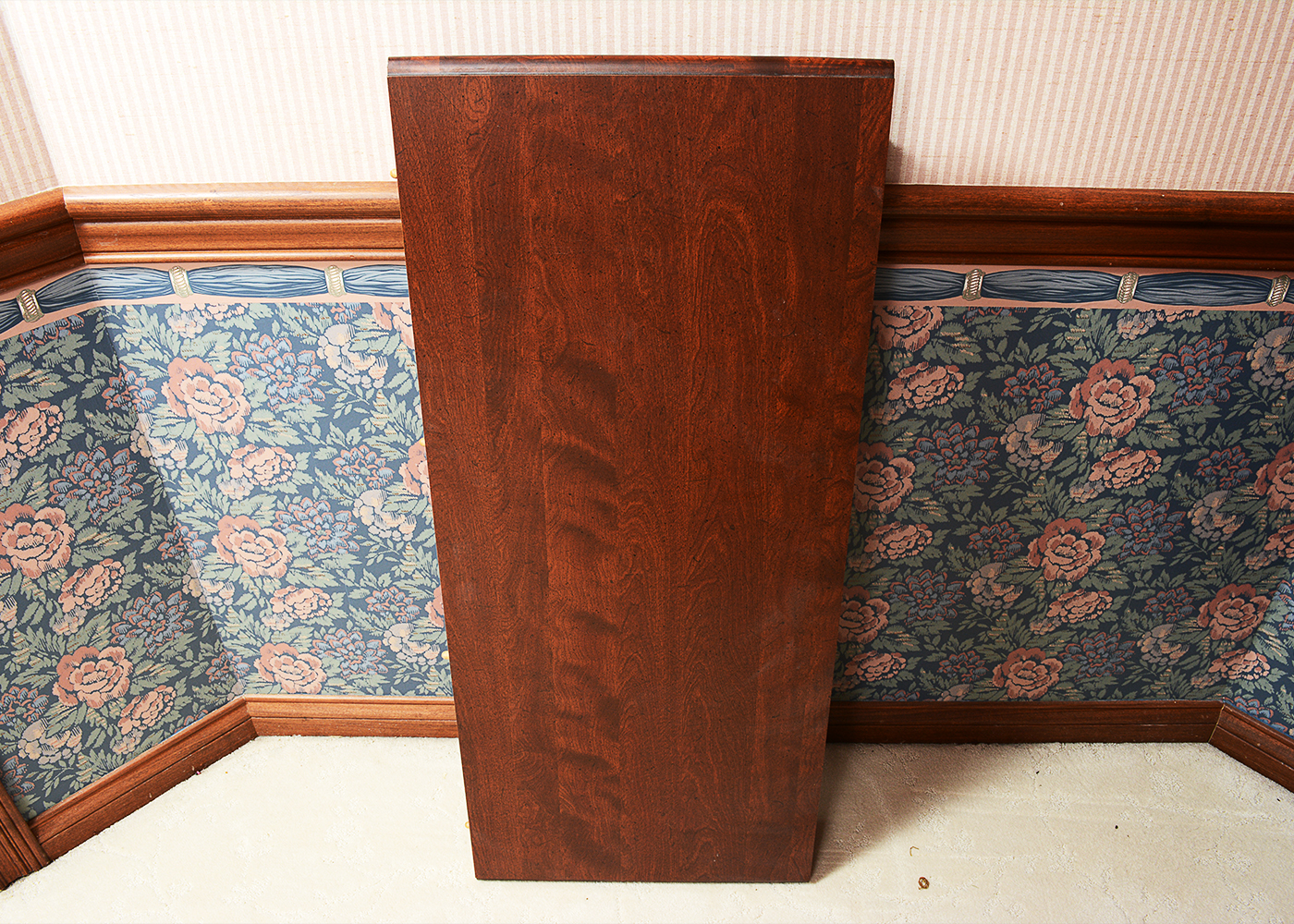 Queen Anne Style Dining Collection by American Drew