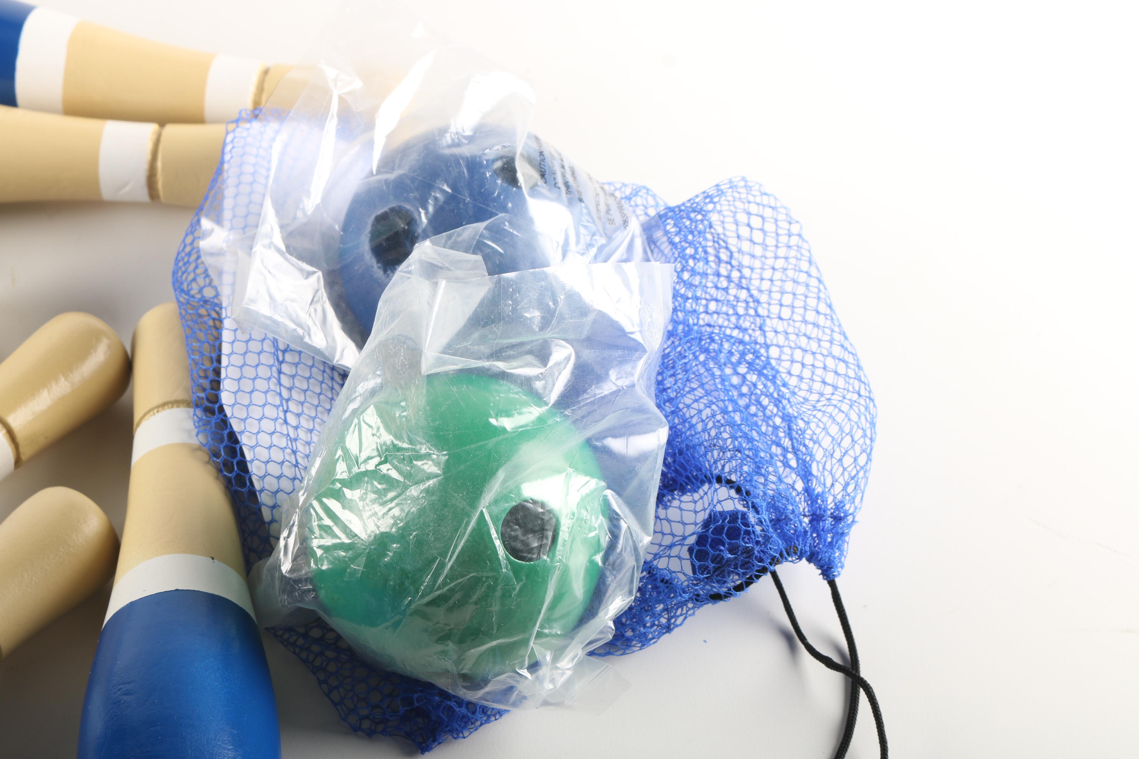 Wooden Lawn Bowling Set