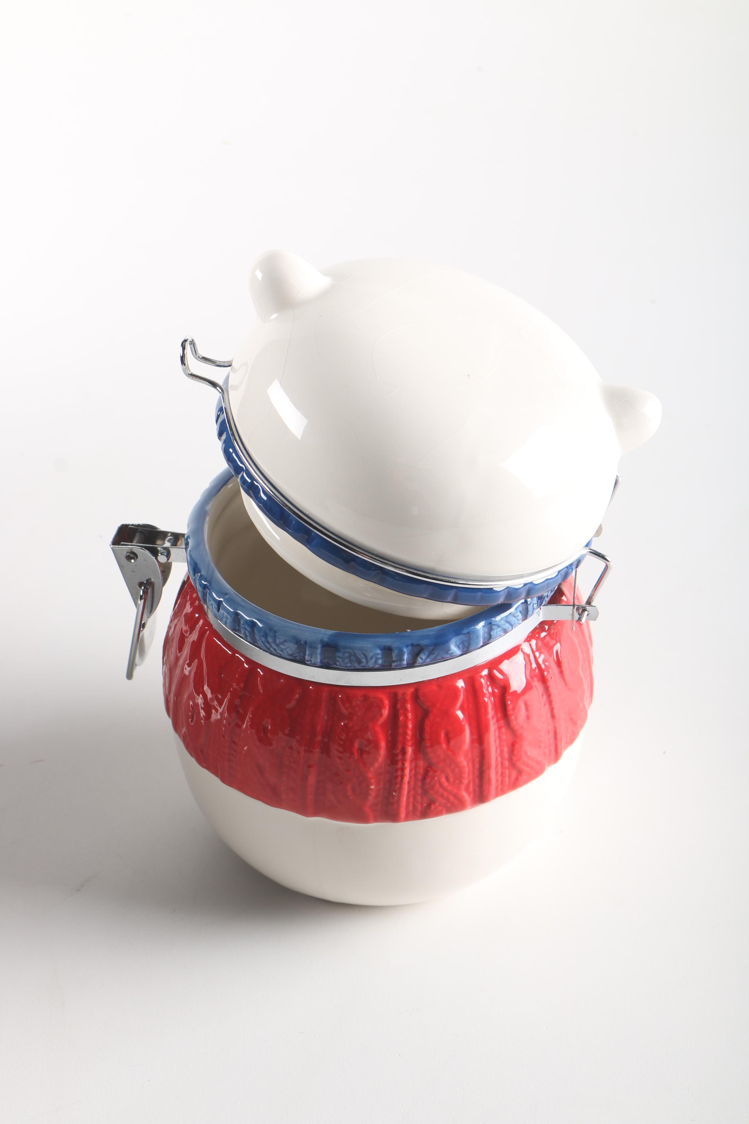 Ceramic Polar Bear Container