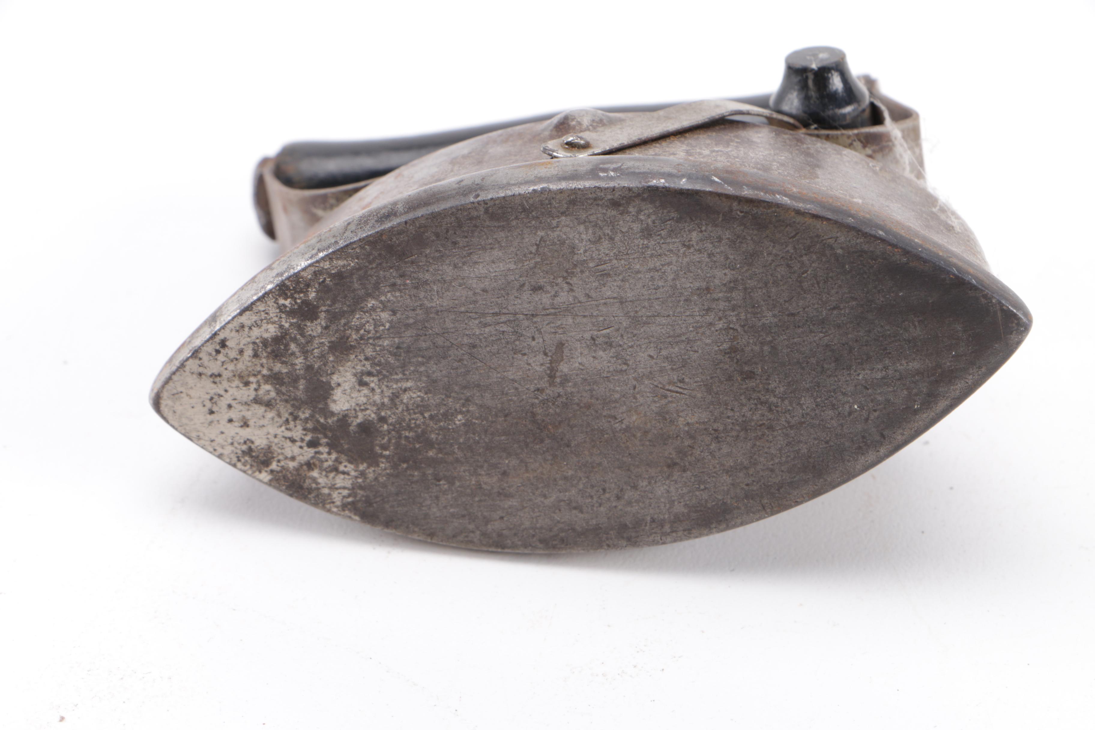 Collection of Vintage Cast Iron Sad Irons