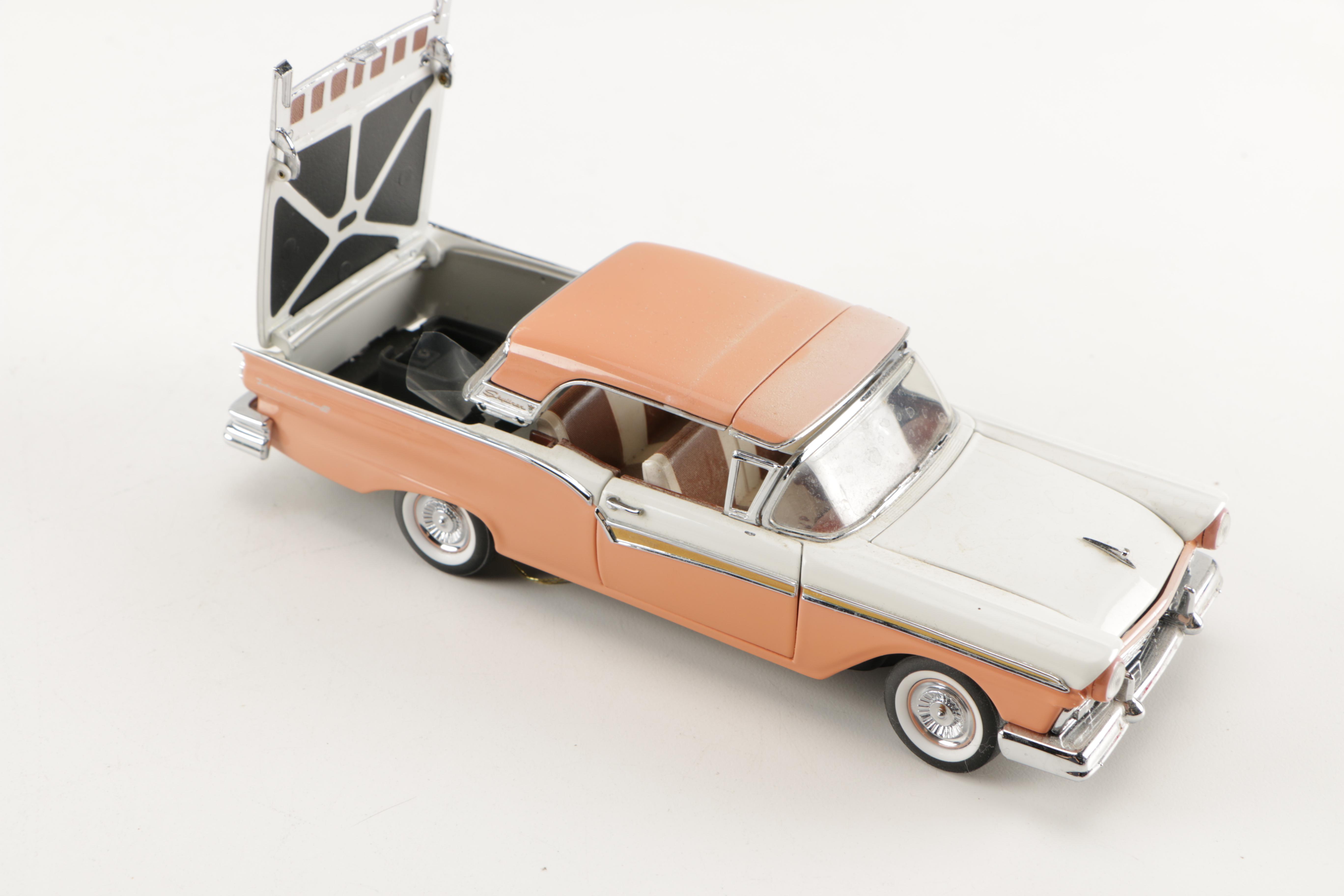1:18 Scale Die-Cast Classic Ford Replica Cars