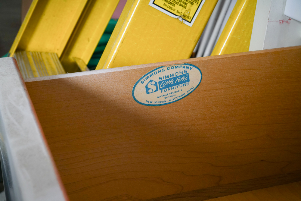 Simmons Little Folk Wooden Dresser