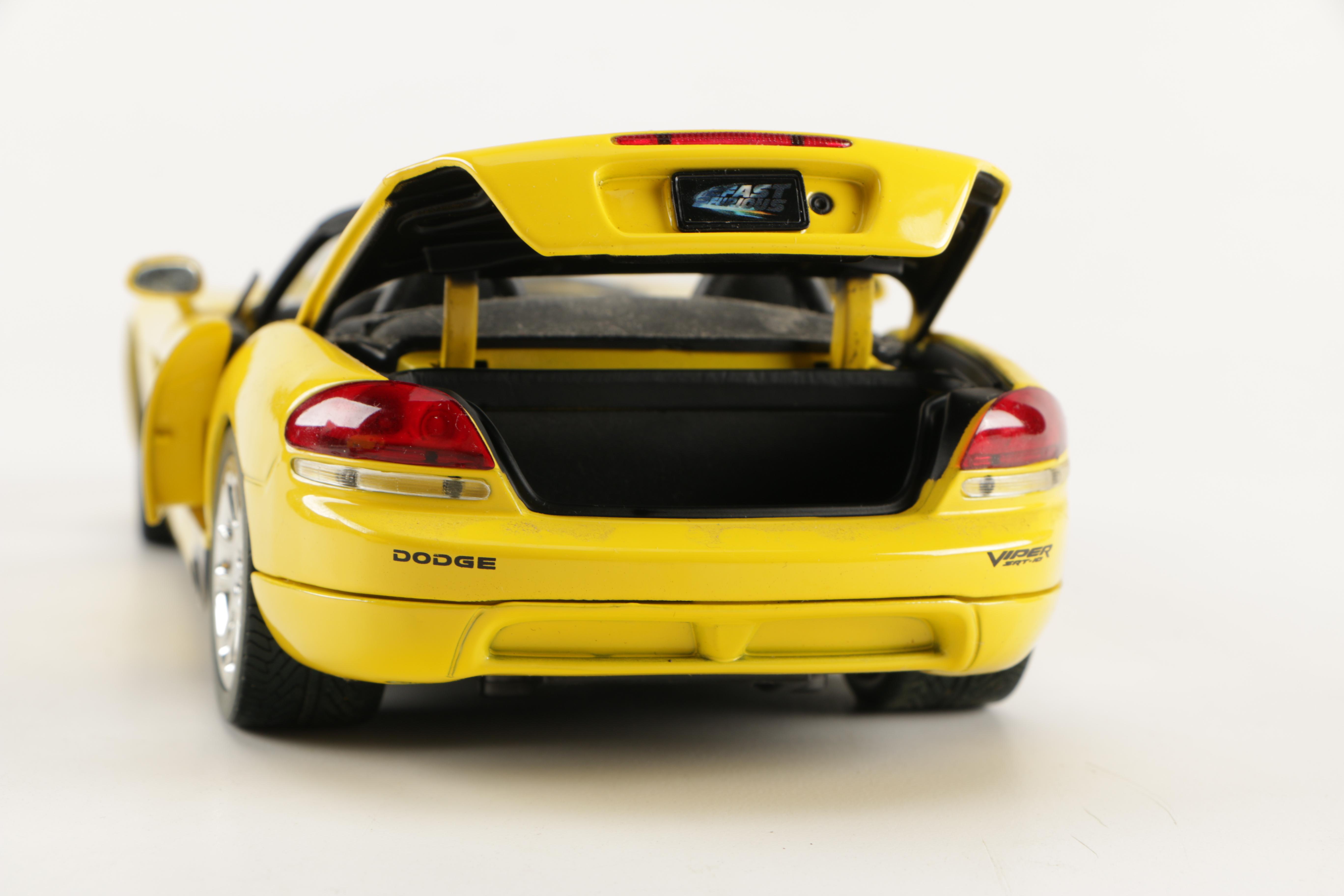 1:18 Scale Die-Cast Replica 2000s Convertible Cars