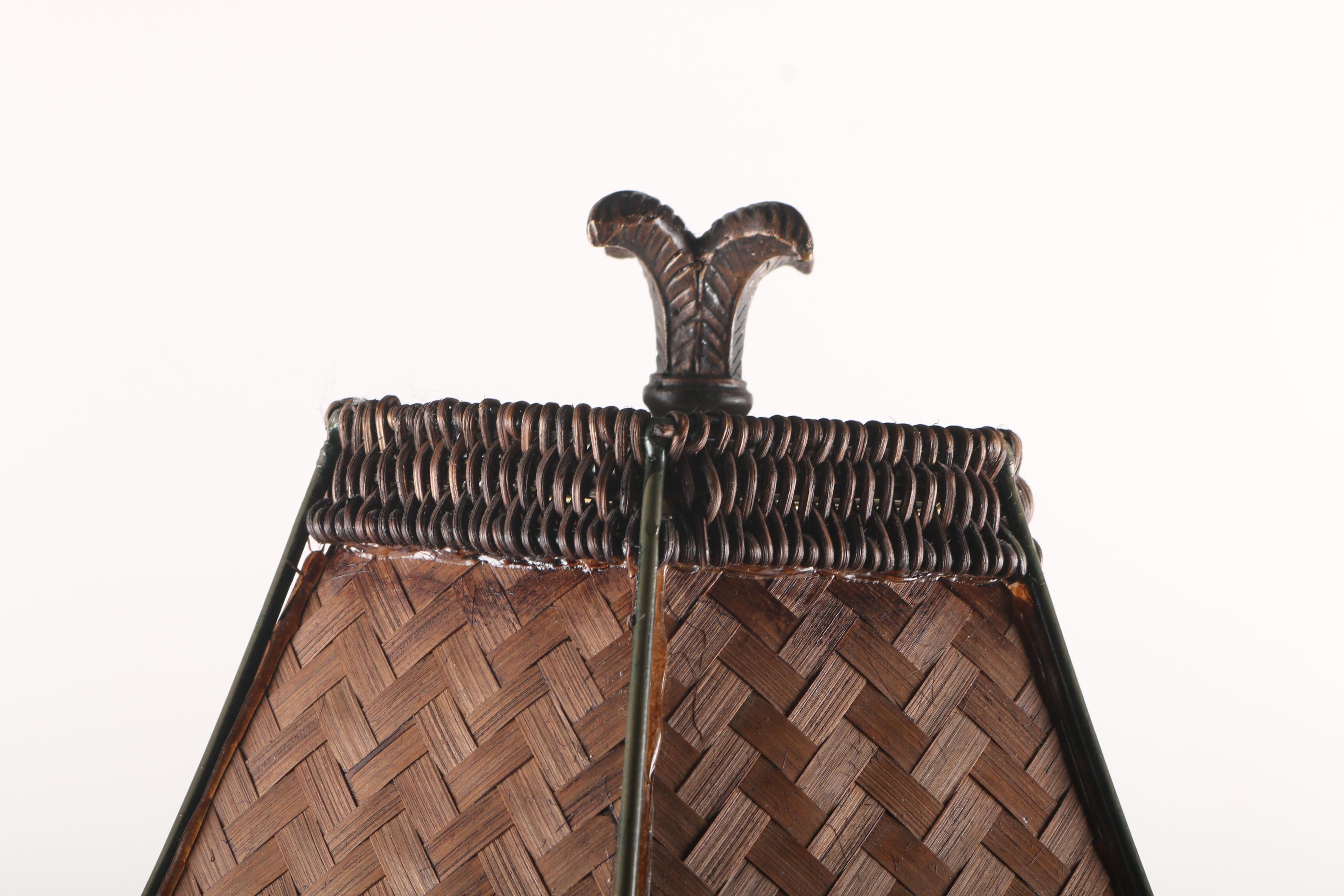 Rattan Palm Tree Table Lamp