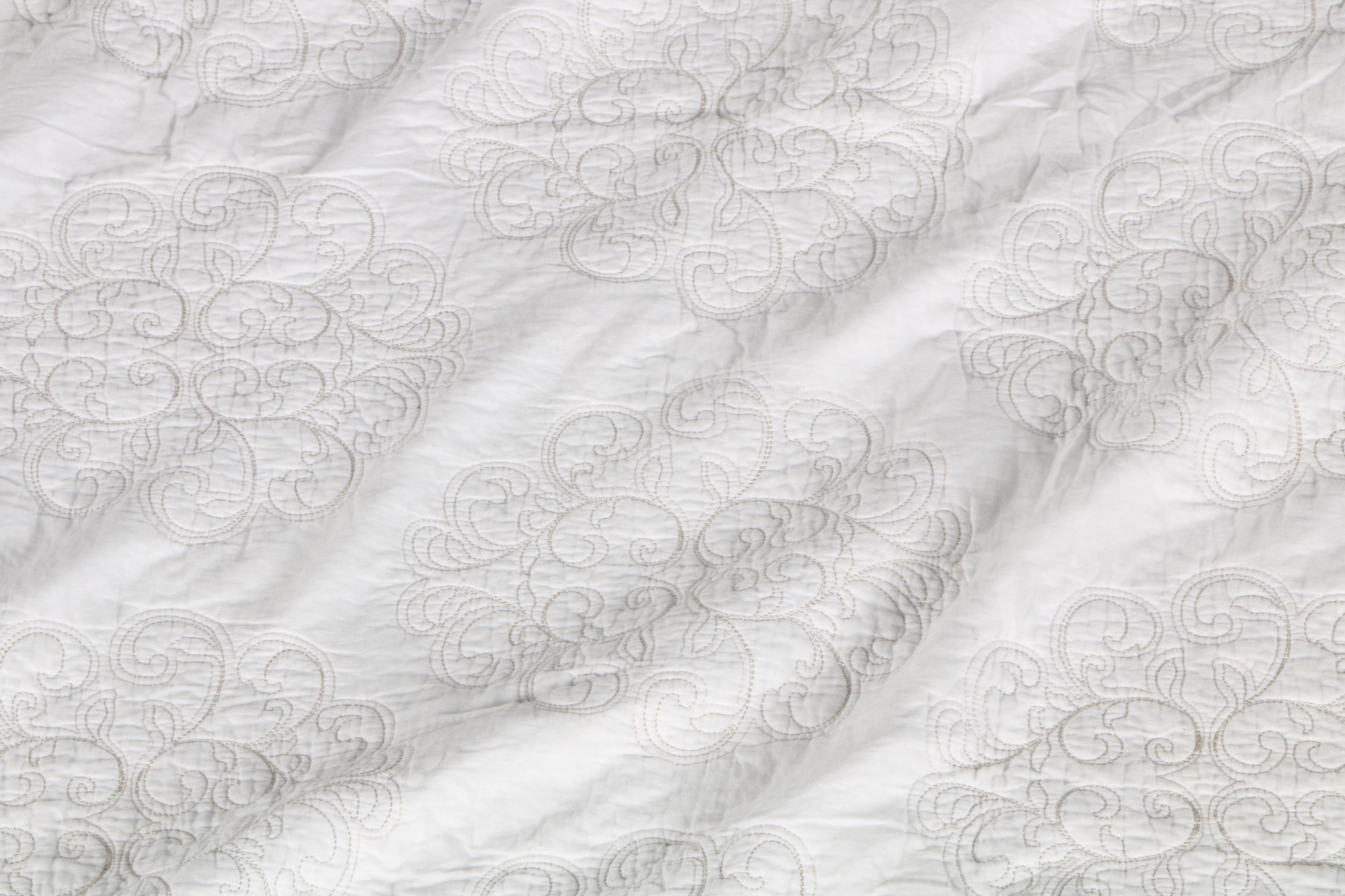 Lenox "Opal Innocence" Quilted Bed Set