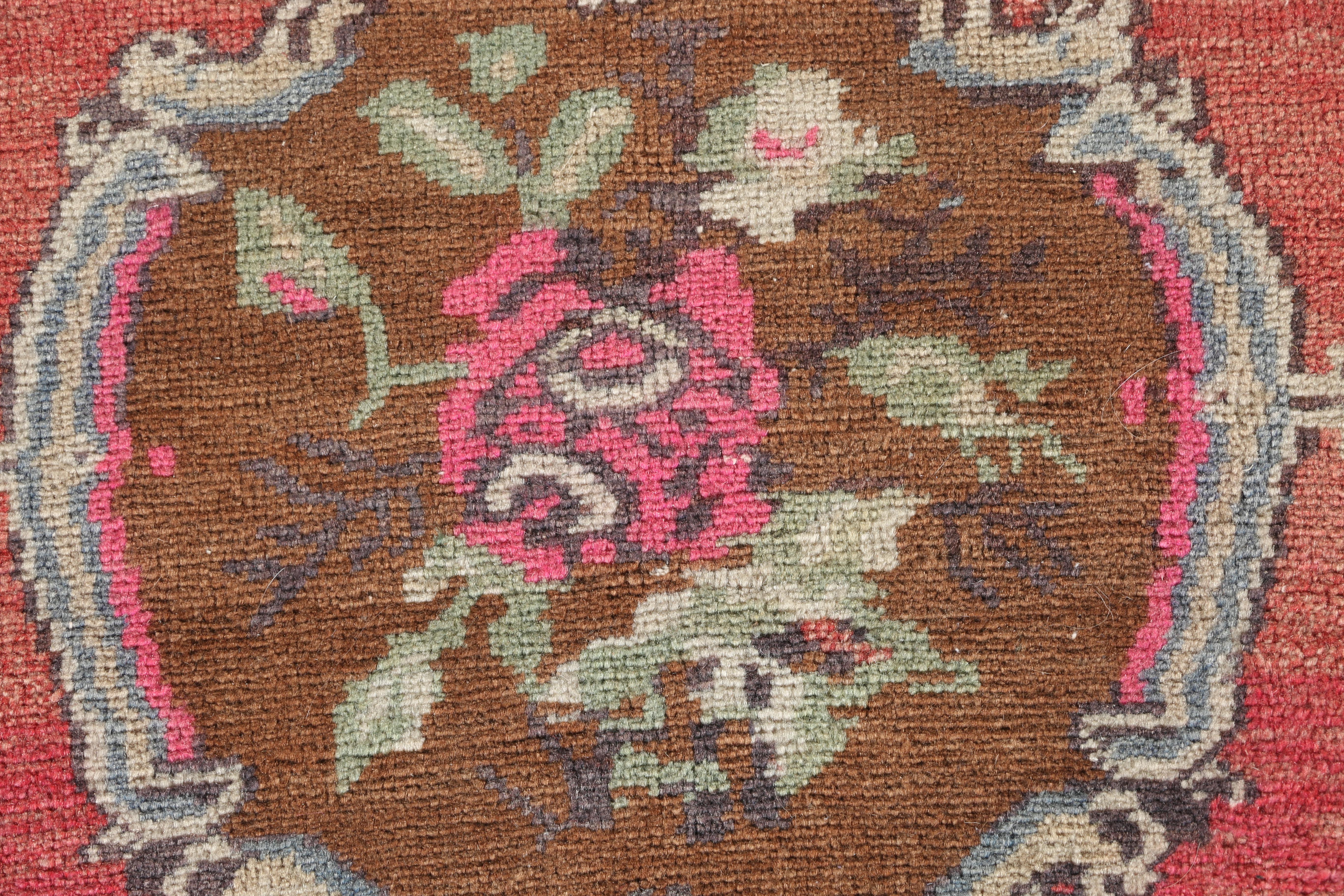 Vintage Hand-Knotted Turkish Sivas Accent Rug